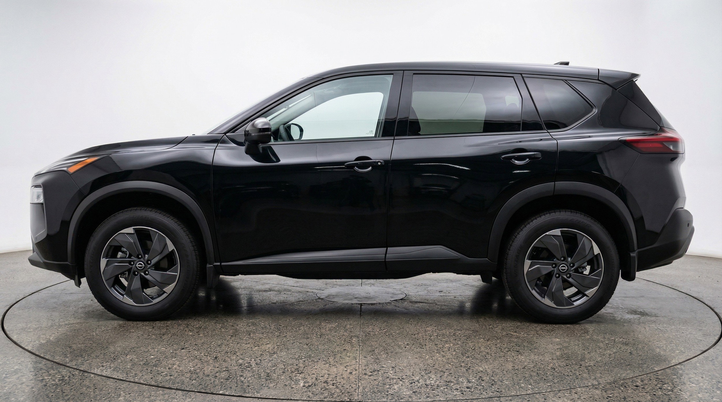 Thumbnail: 2025 Nissan Rogue - 5