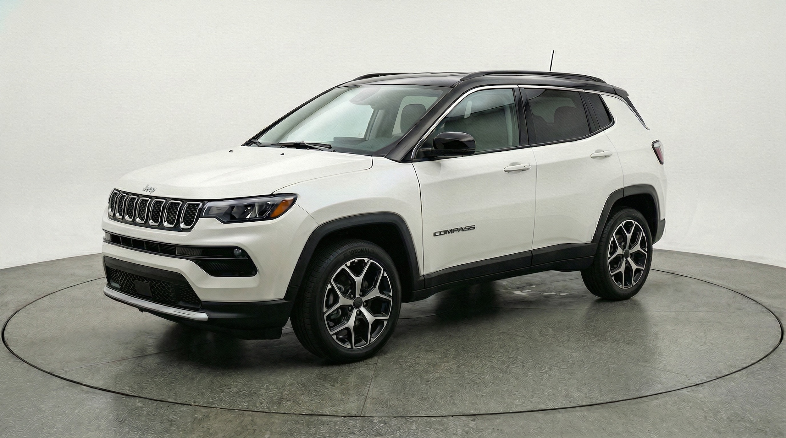 Thumbnail: 2025 Jeep Compass - 3