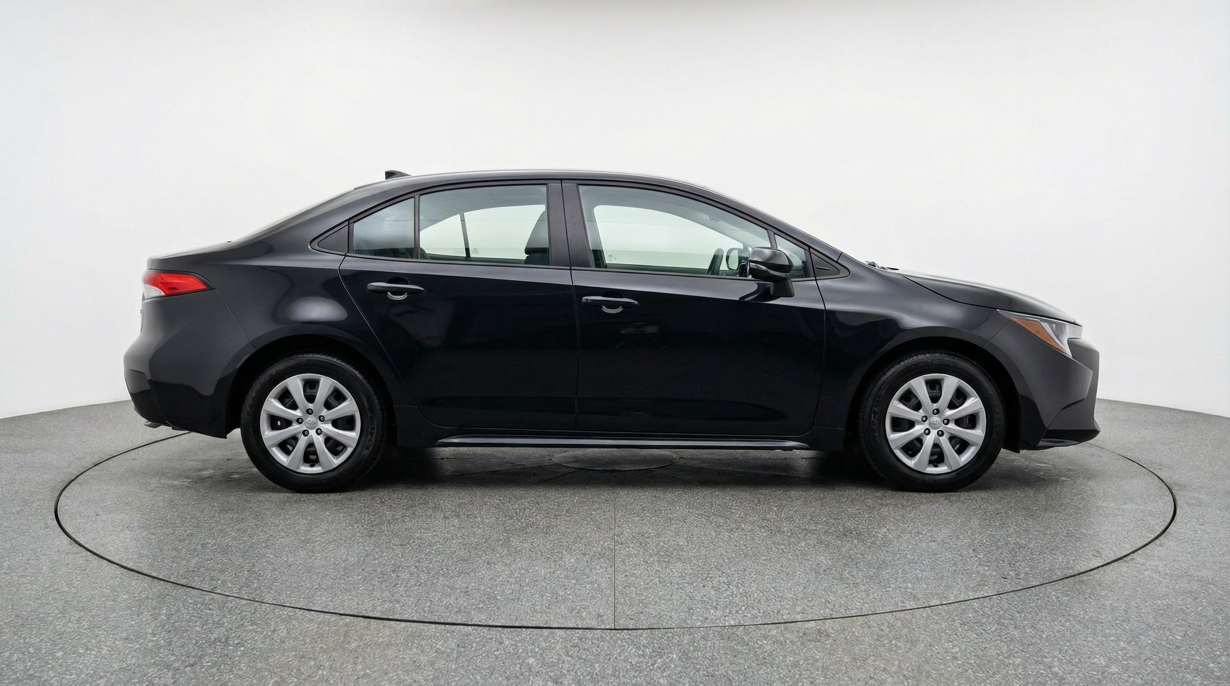 Thumbnail: 2025 Toyota Corolla - 11