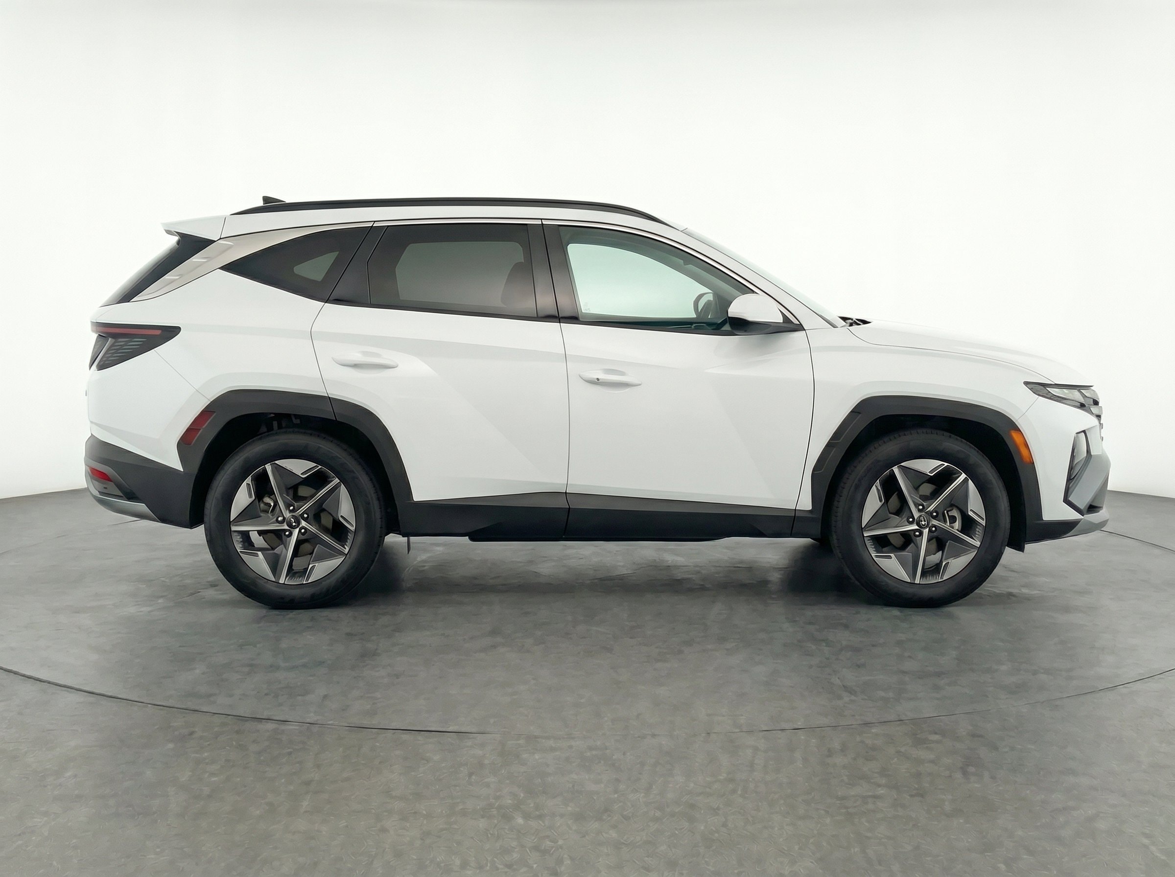 Thumbnail: 2025 Hyundai Tucson - 10