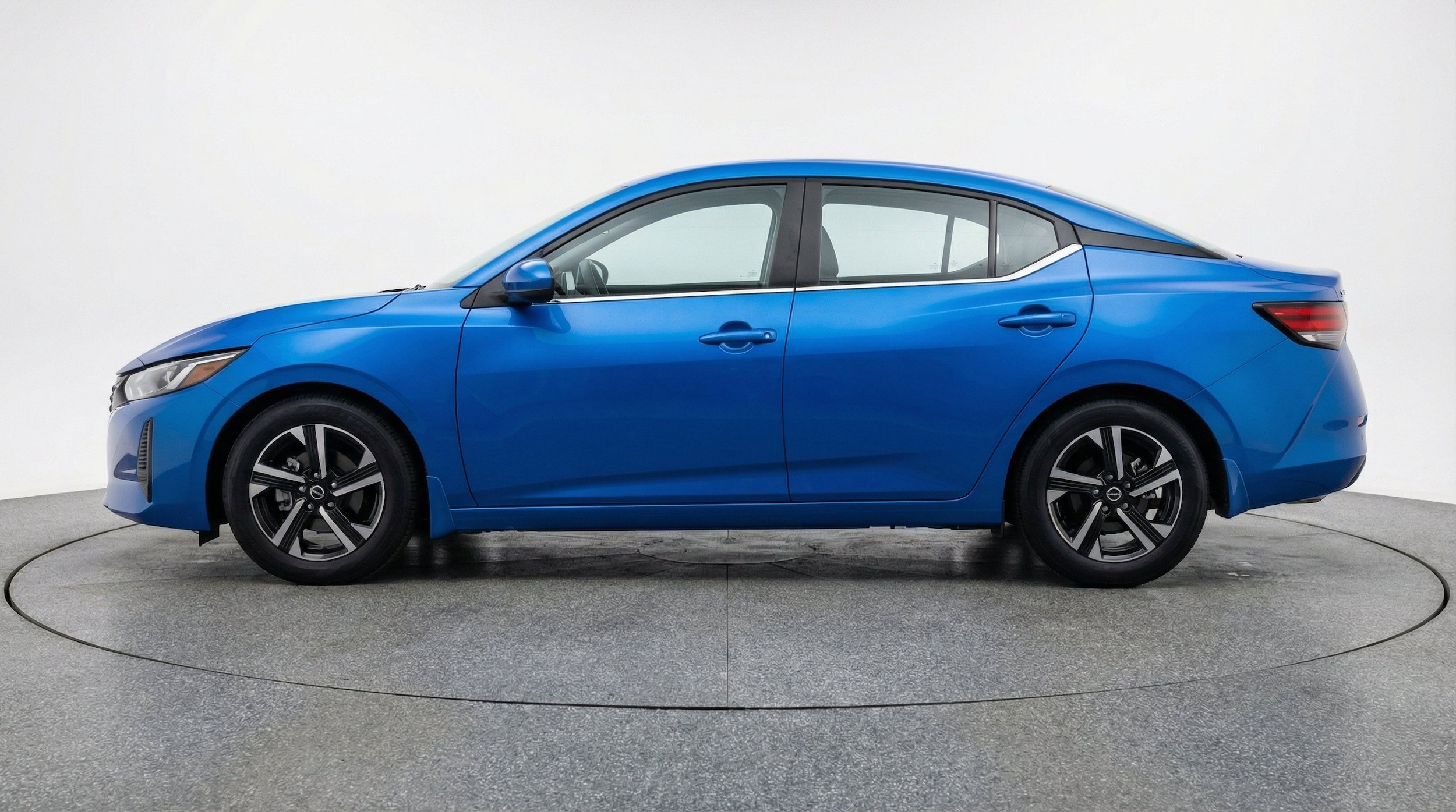 Thumbnail: 2025 Nissan Sentra - 5