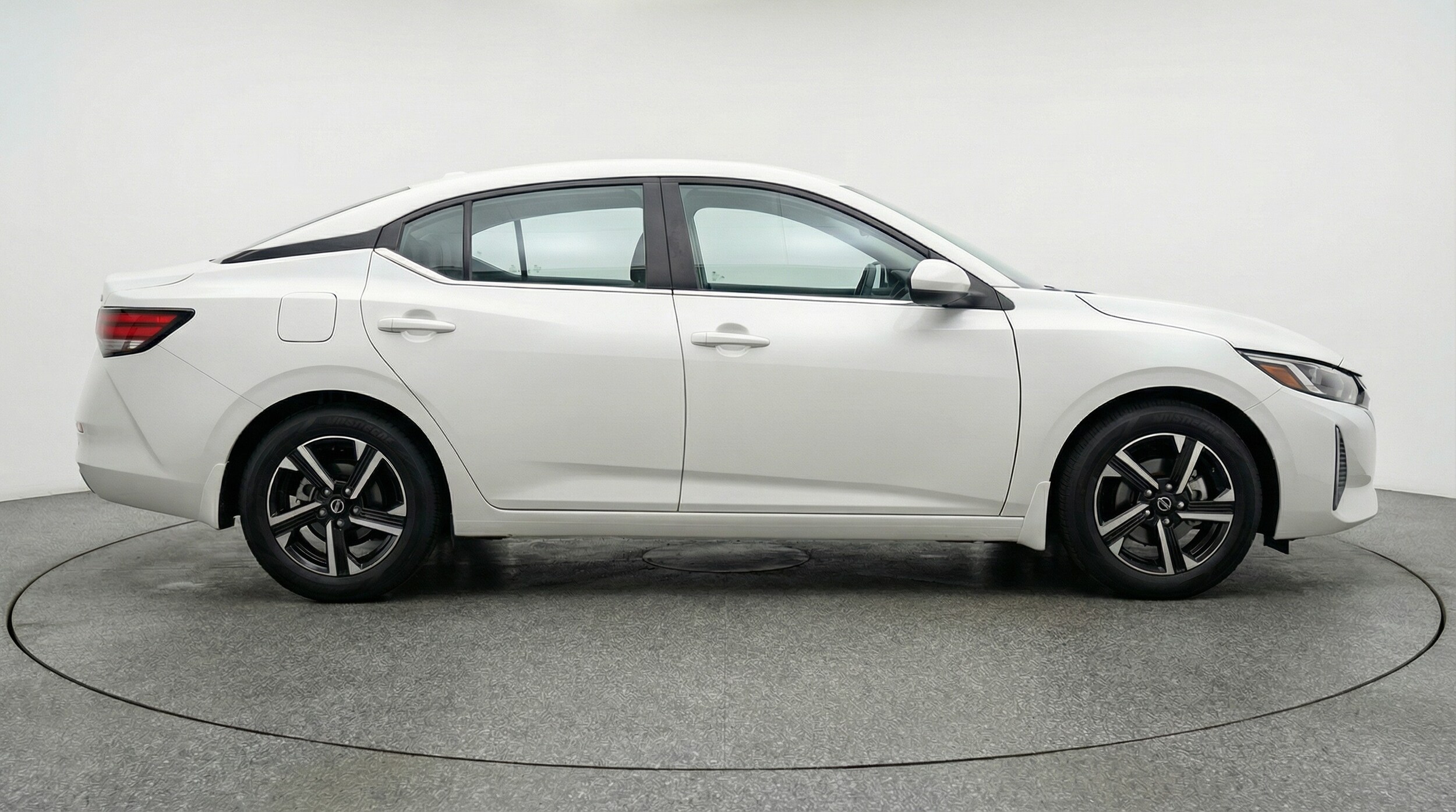 Thumbnail: 2025 Nissan Sentra - 8