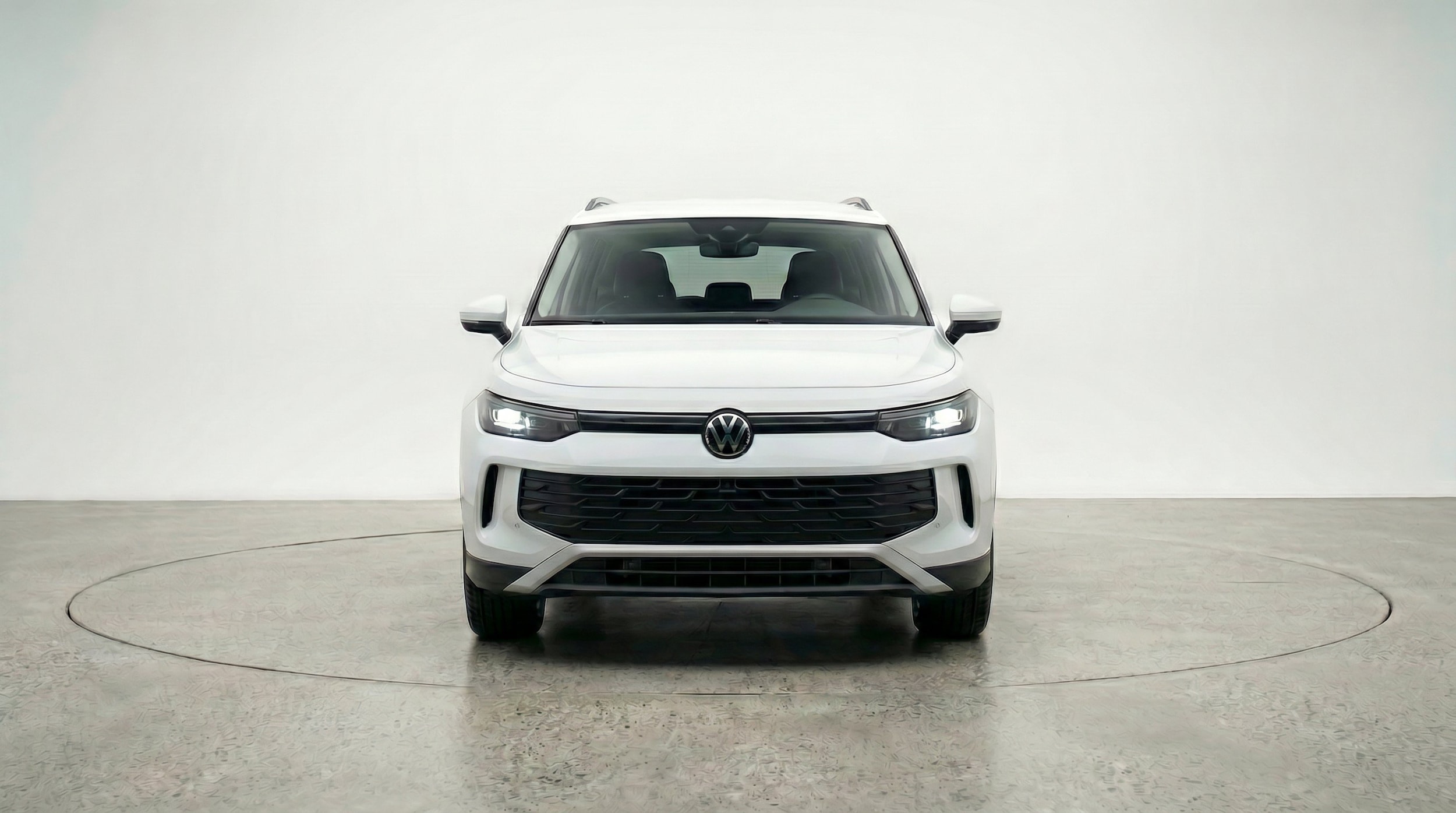 Thumbnail: 2026 Volkswagen Tiguan - 2