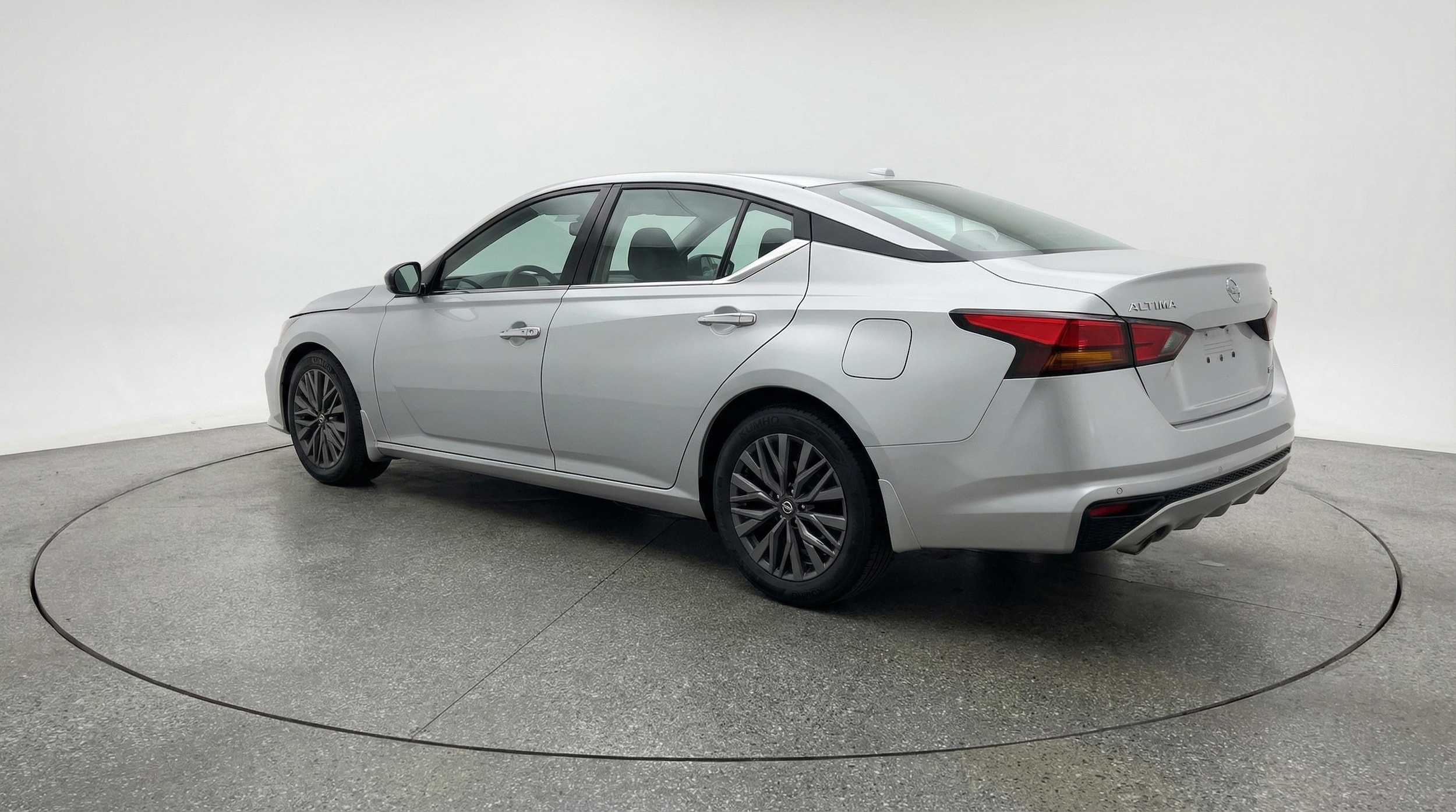 Thumbnail: 2025 Nissan Altima - 5