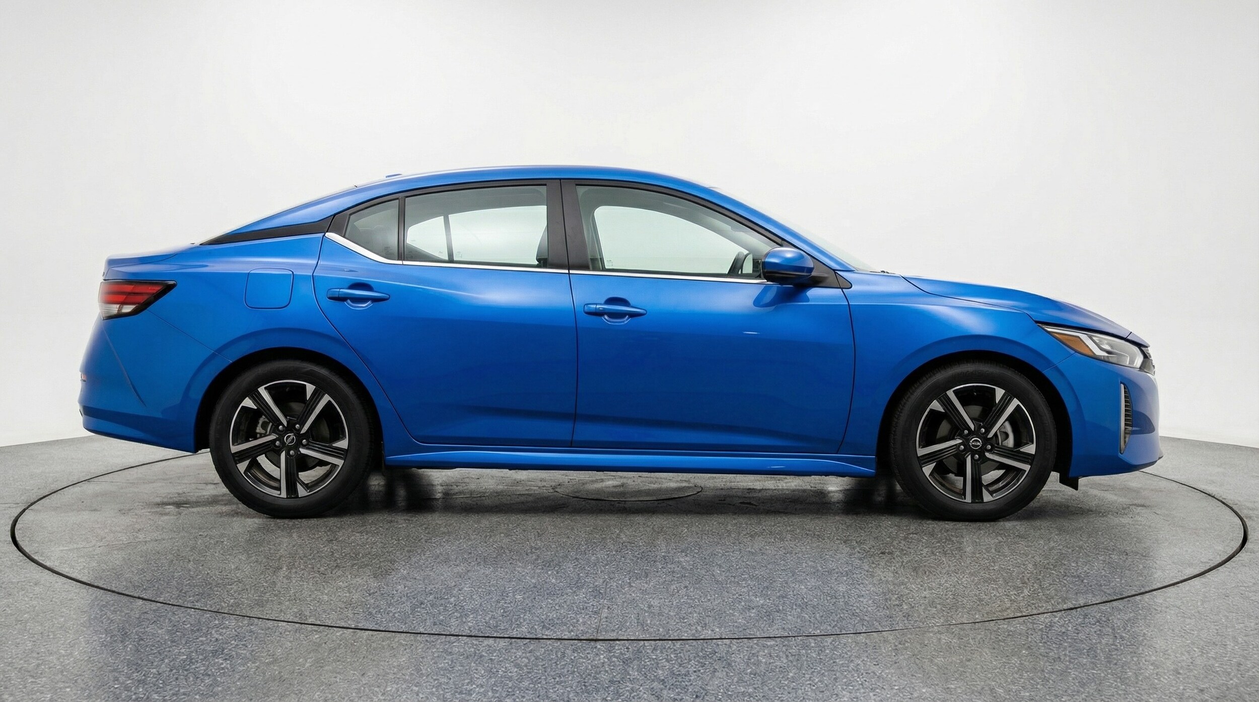 Thumbnail: 2025 Nissan Sentra - 8