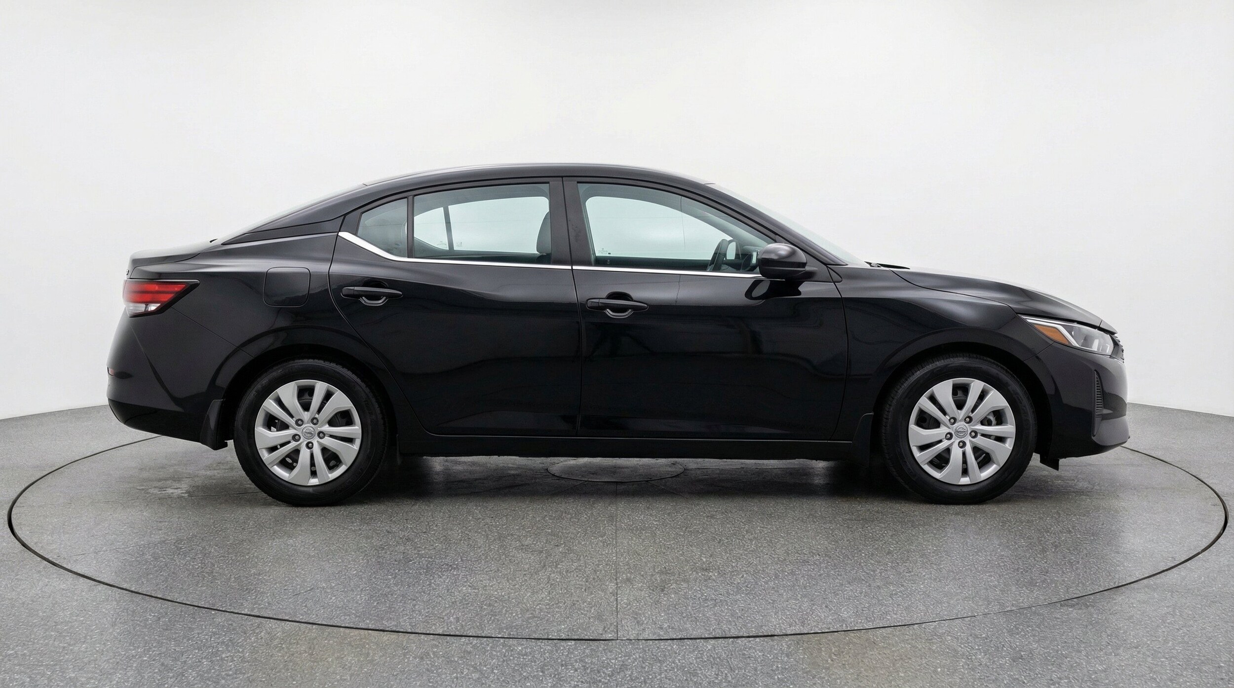 Thumbnail: 2025 Nissan Sentra - 11