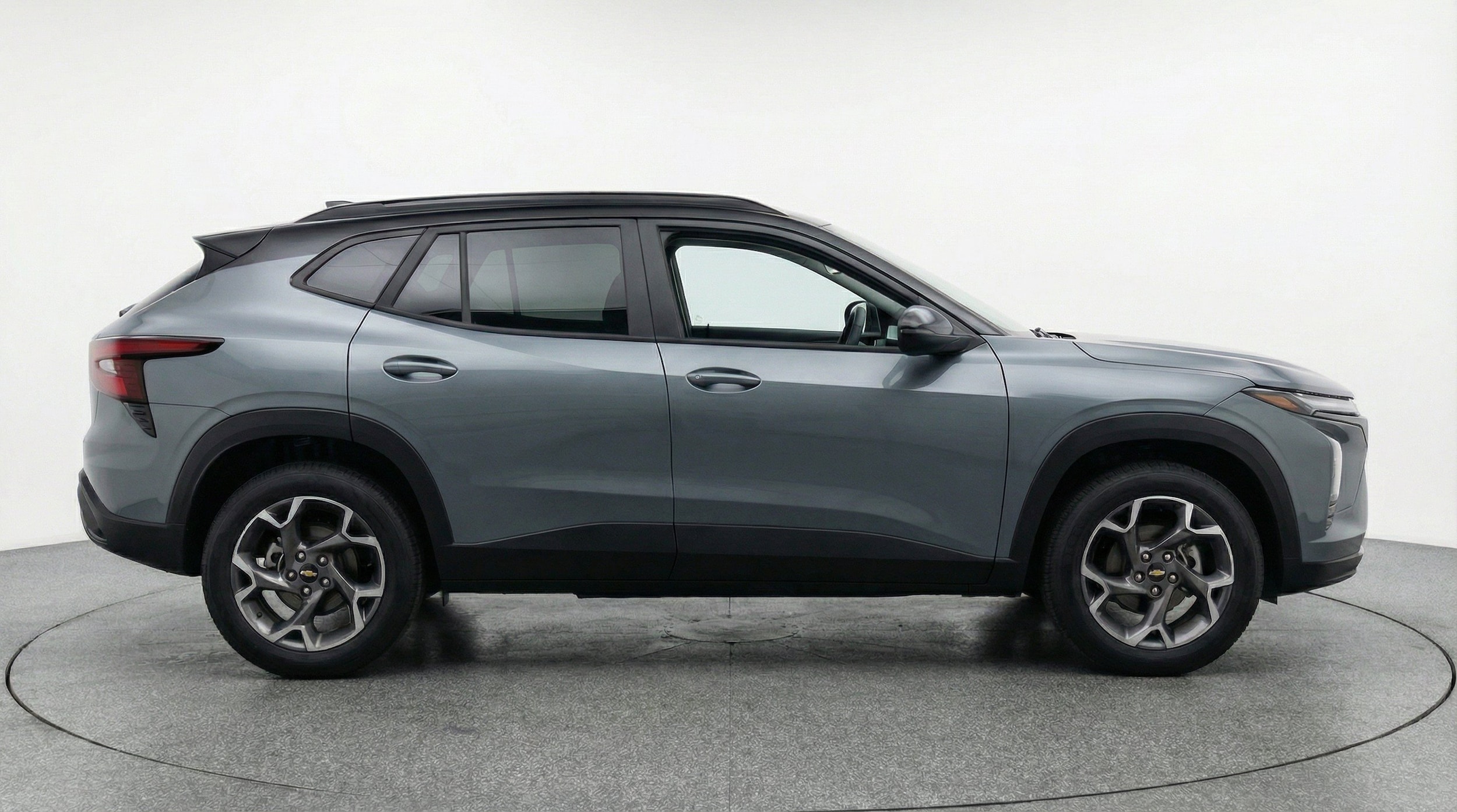 Thumbnail: 2025 Chevrolet Trax - 11