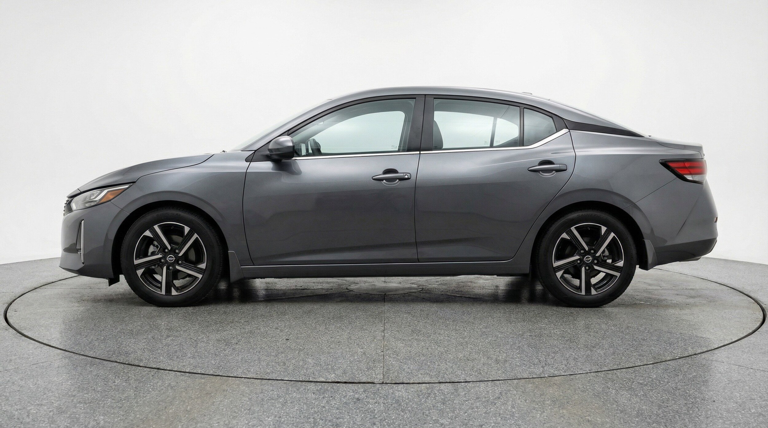 Thumbnail: 2025 Nissan Sentra - 5