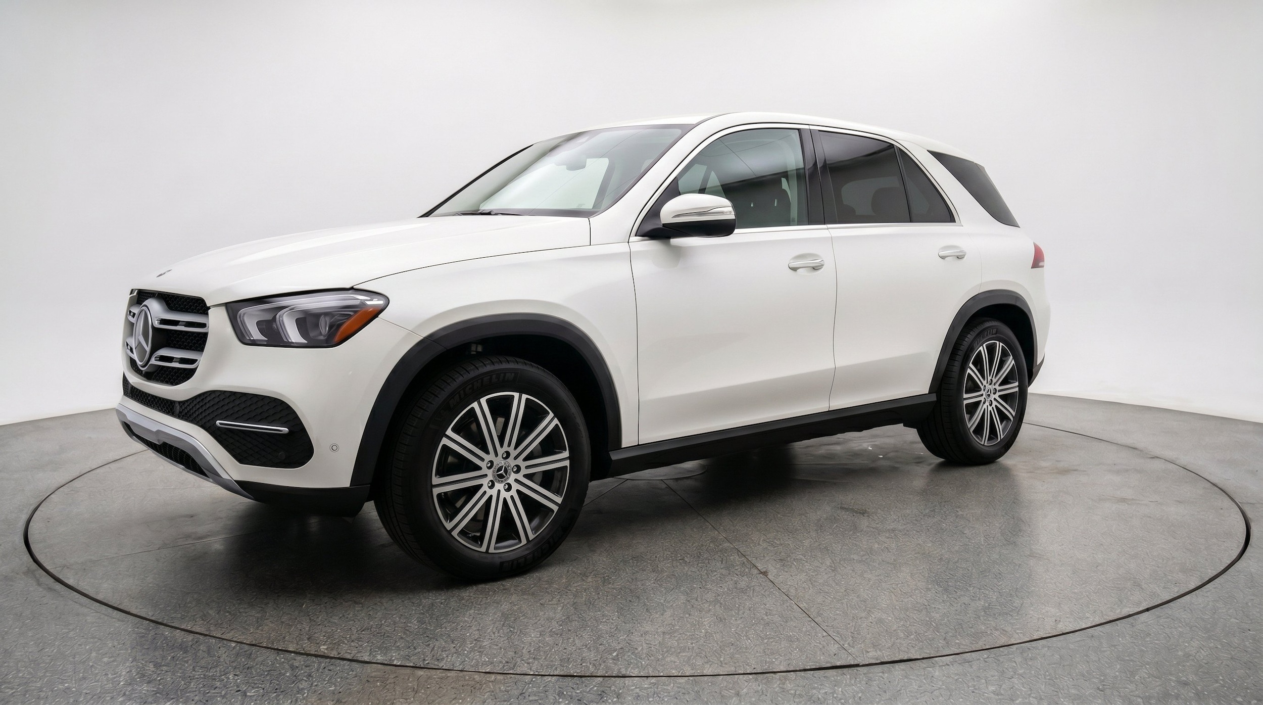 Thumbnail: 2026 Mercedes-Benz GLE - 3