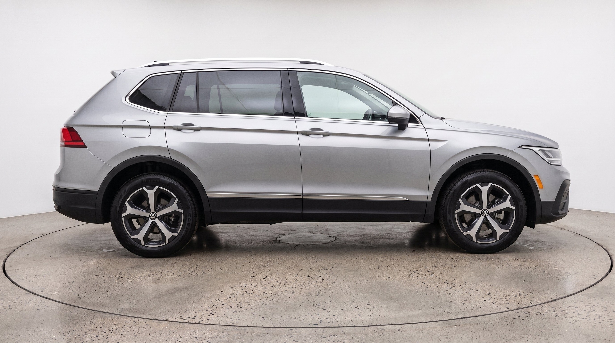 Thumbnail: 2026 Volkswagen Tiguan - 11