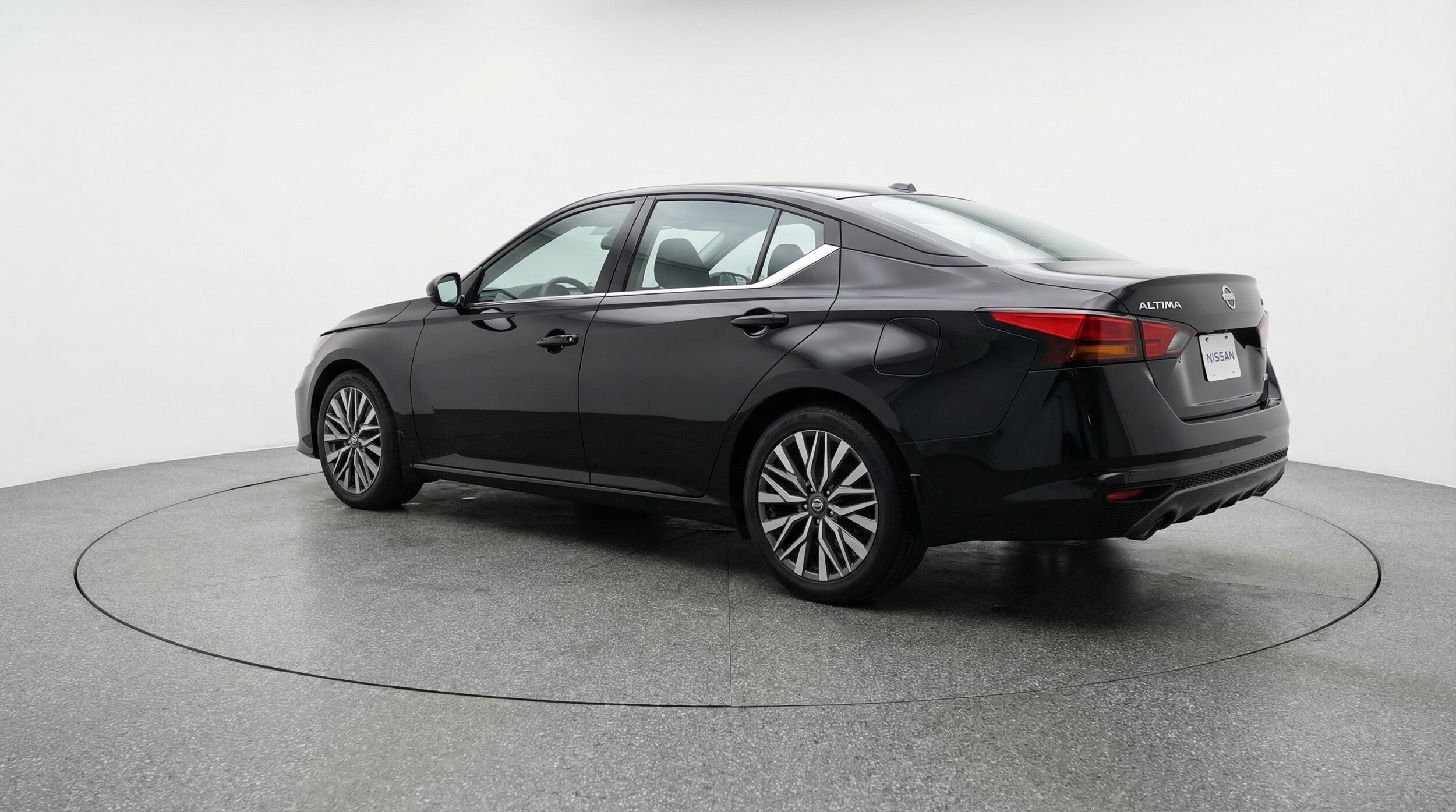 Thumbnail: 2025 Nissan Altima - 5