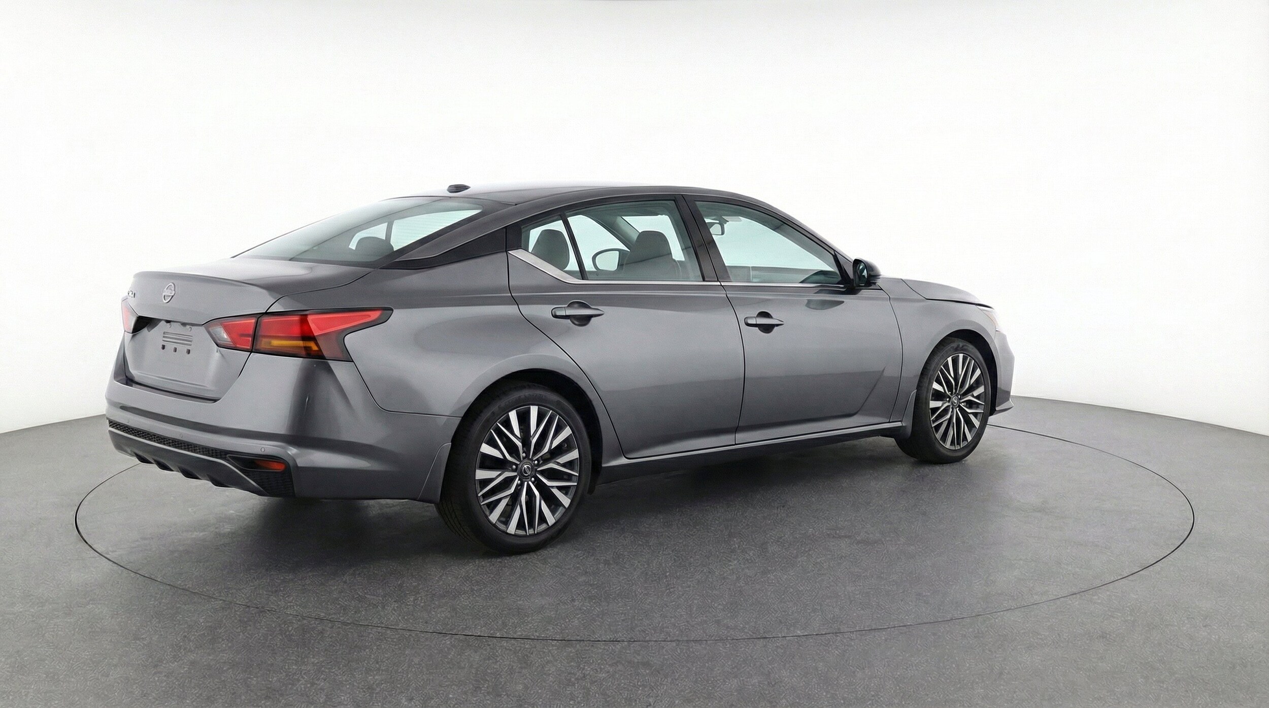 Thumbnail: 2025 Nissan Altima - 9