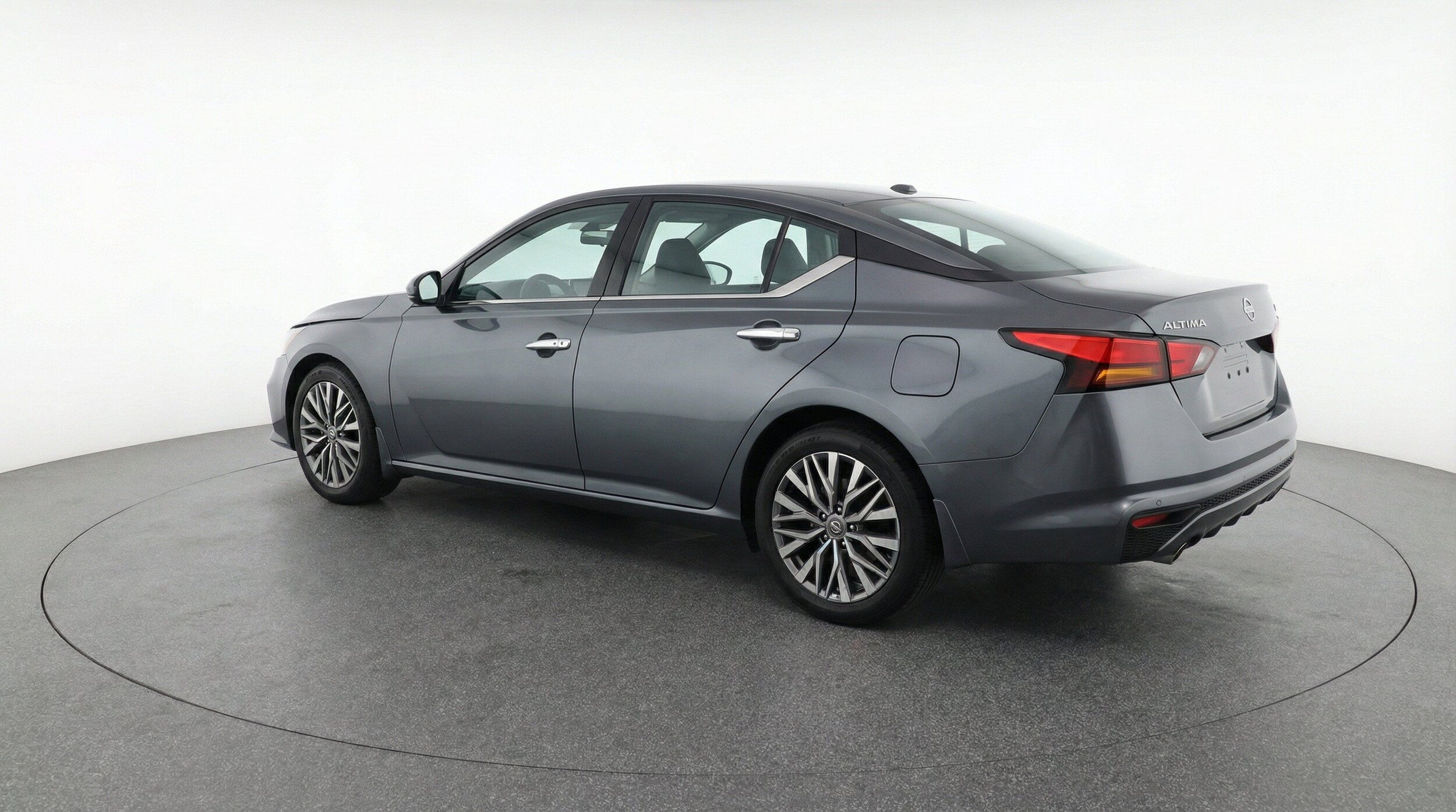 Thumbnail: 2025 Nissan Altima - 6