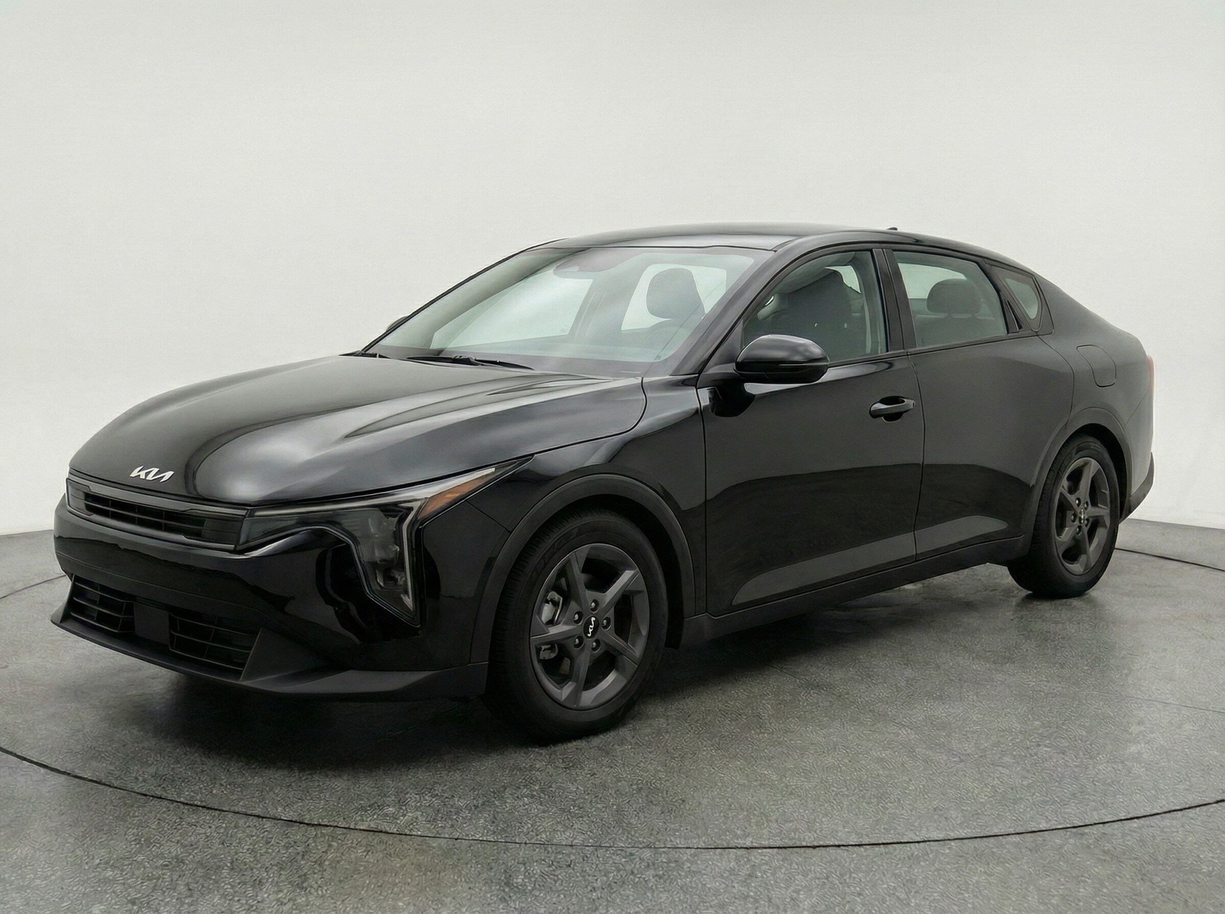 Thumbnail: 2025 Kia K4 - 3