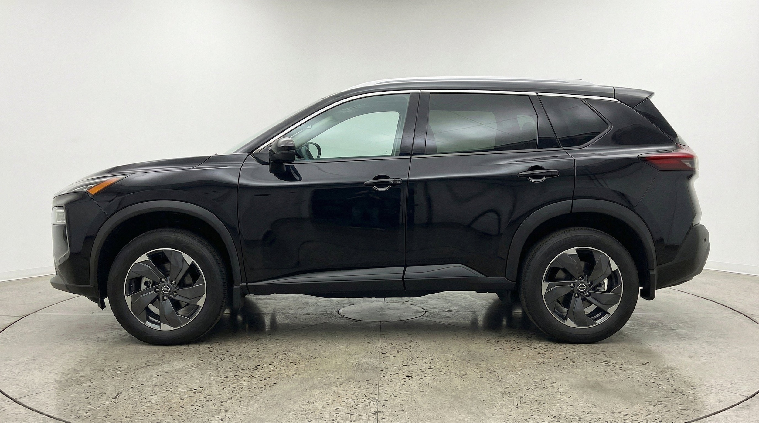 Thumbnail: 2025 Nissan Rogue - 5