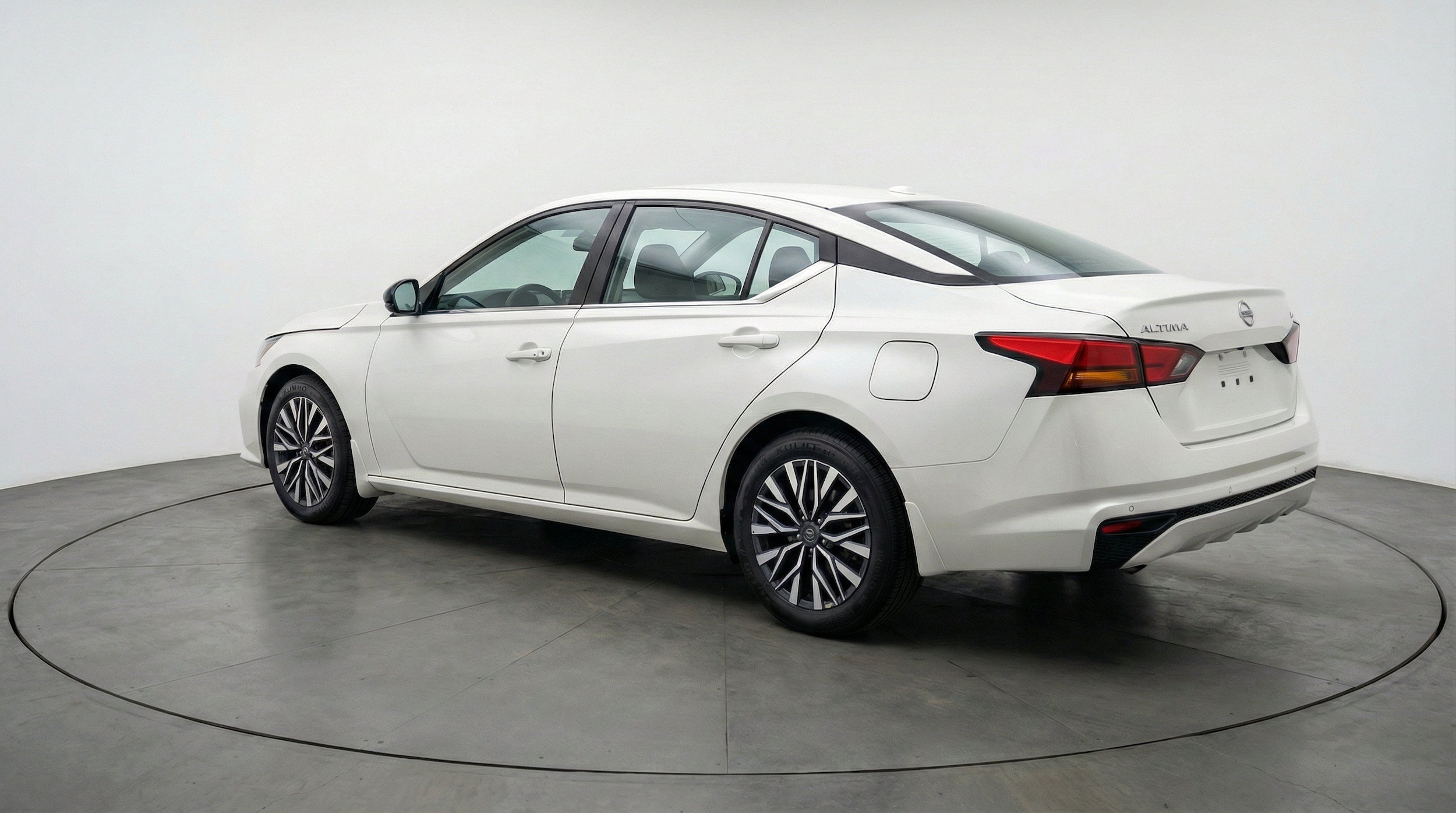 Thumbnail: 2025 Nissan Altima - 6
