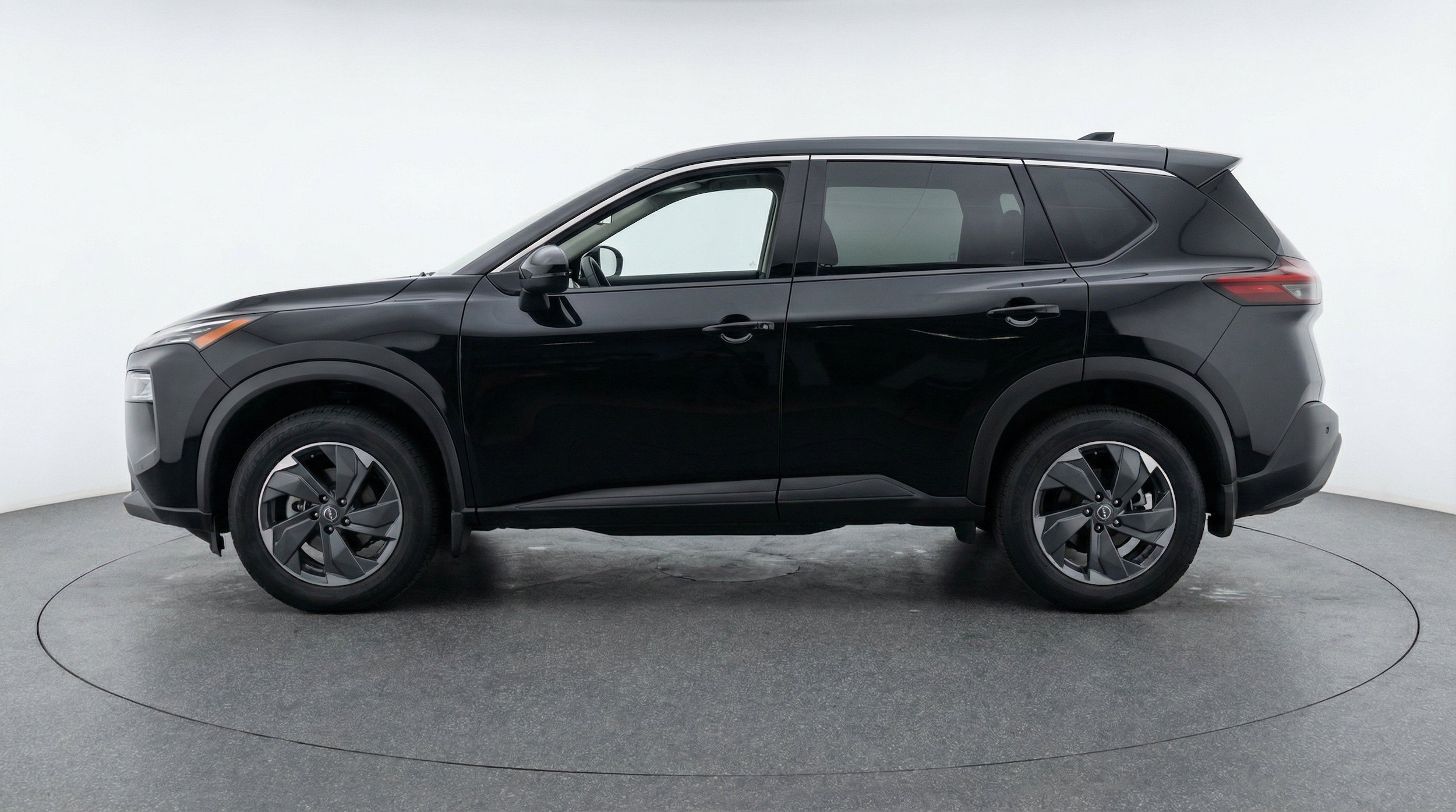 Thumbnail: 2025 Nissan Rogue - 5