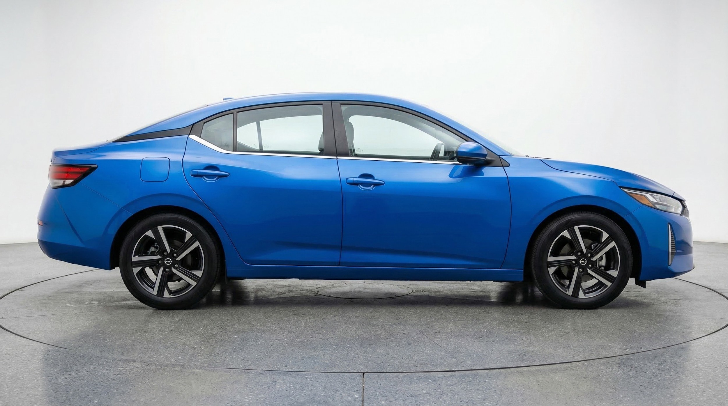 Thumbnail: 2025 Nissan Sentra - 11