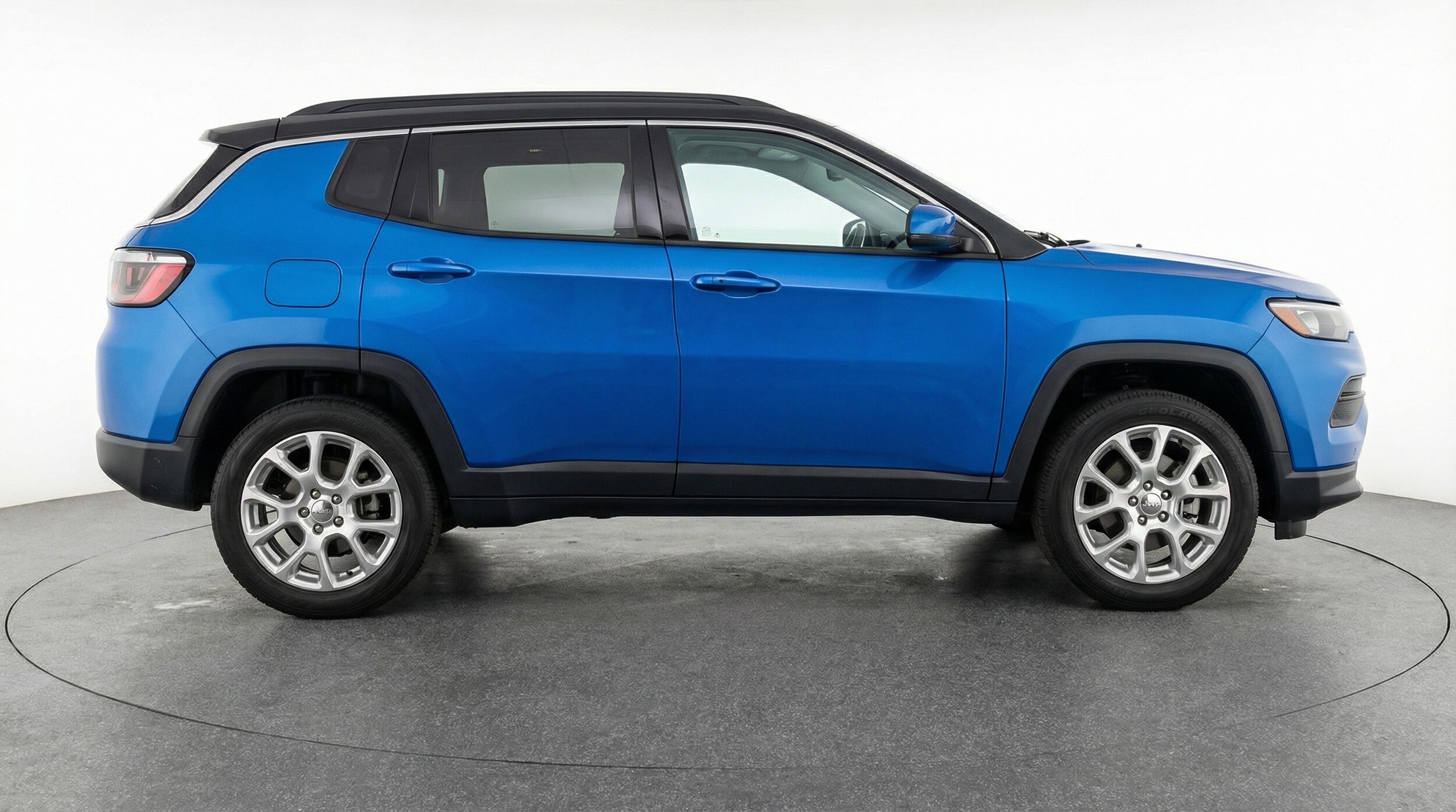 Thumbnail: 2025 Jeep Compass - 8