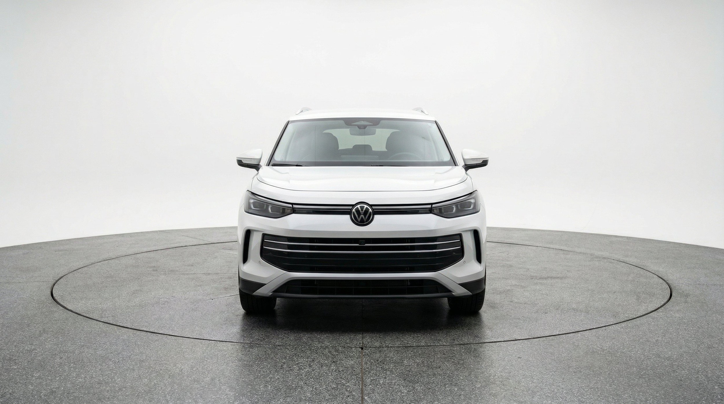 Thumbnail: 2026 Volkswagen Tiguan - 2