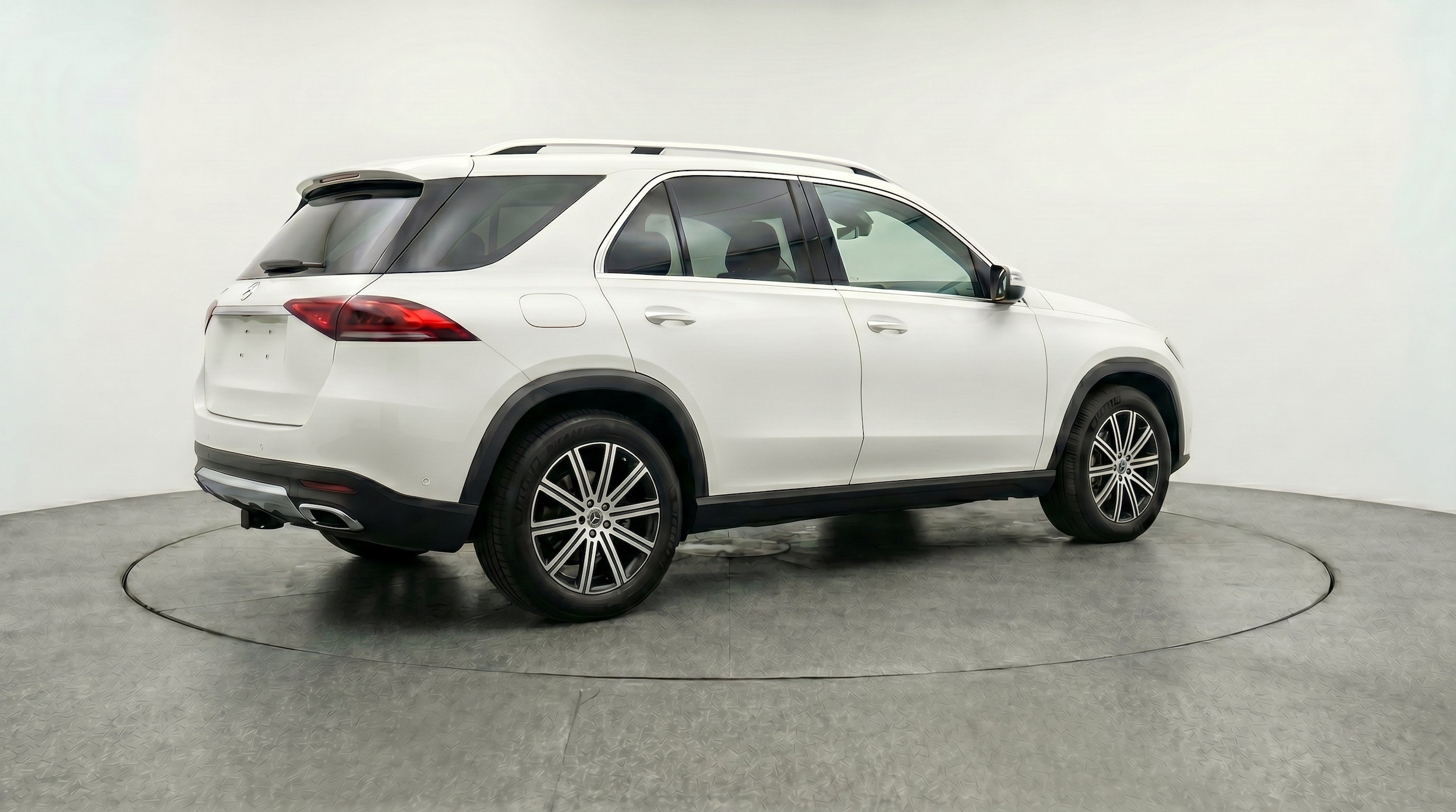 Thumbnail: 2026 Mercedes-Benz GLE - 9