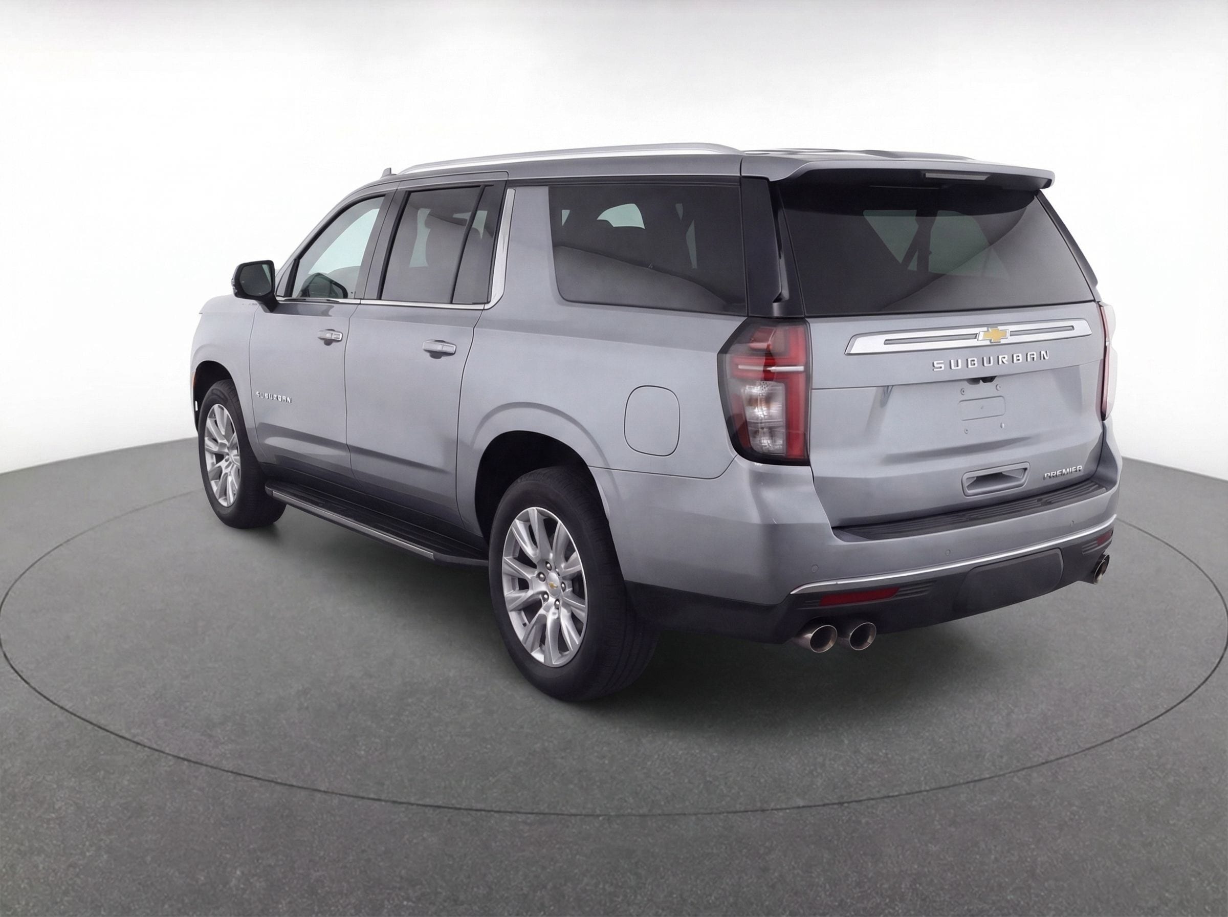 Thumbnail: 2023 Chevrolet Suburban - 5