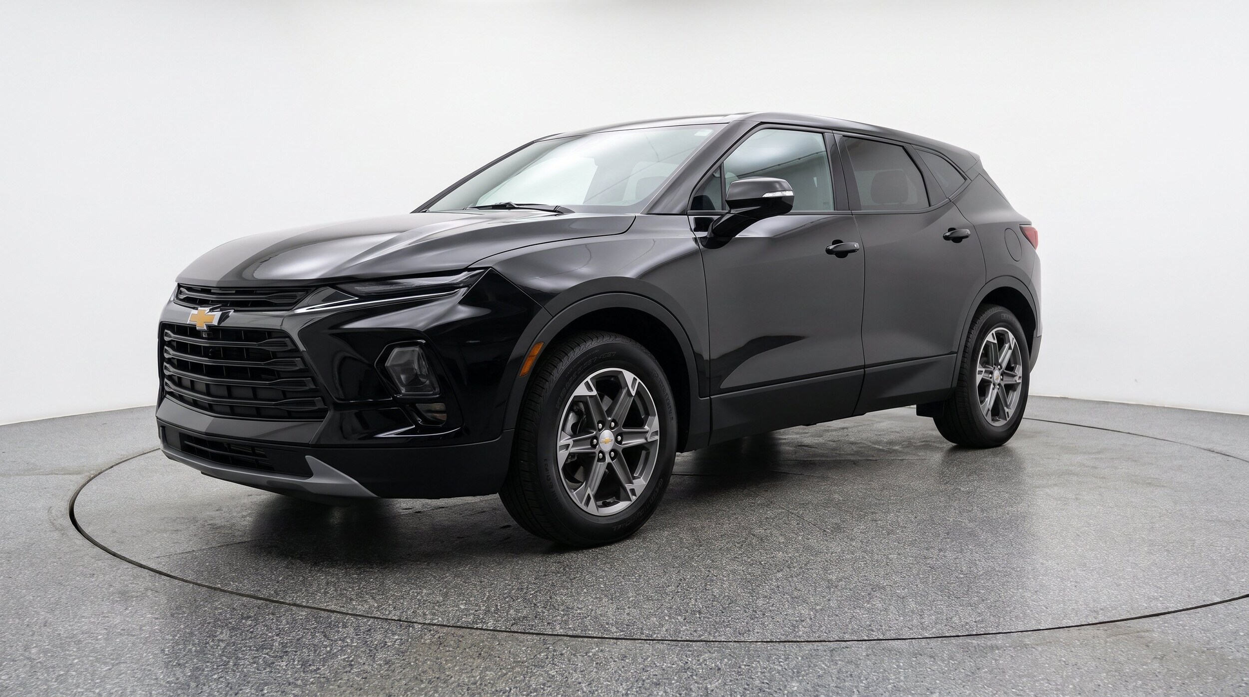 Thumbnail: 2025 Chevrolet Blazer - 3