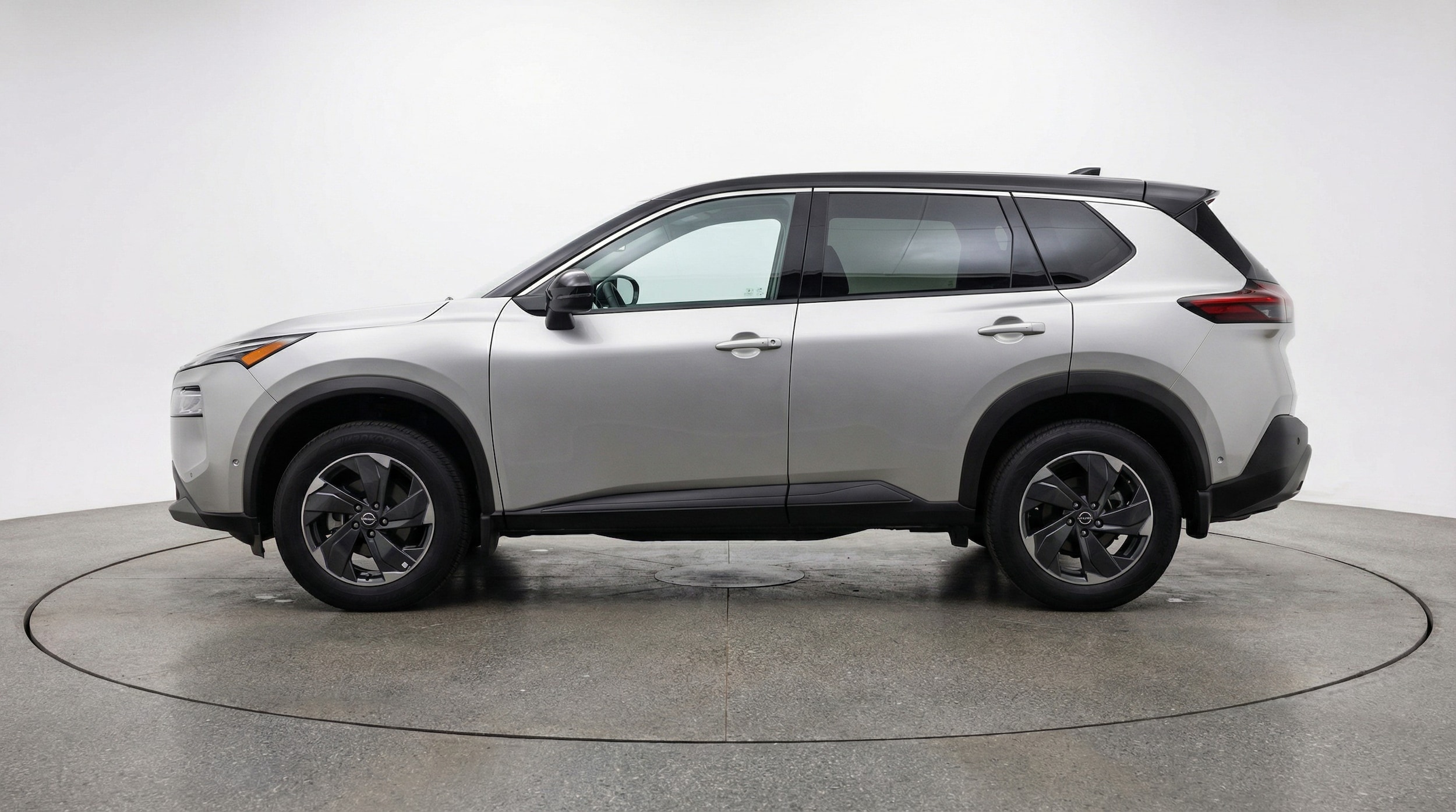 Thumbnail: 2025 Nissan Rogue - 4