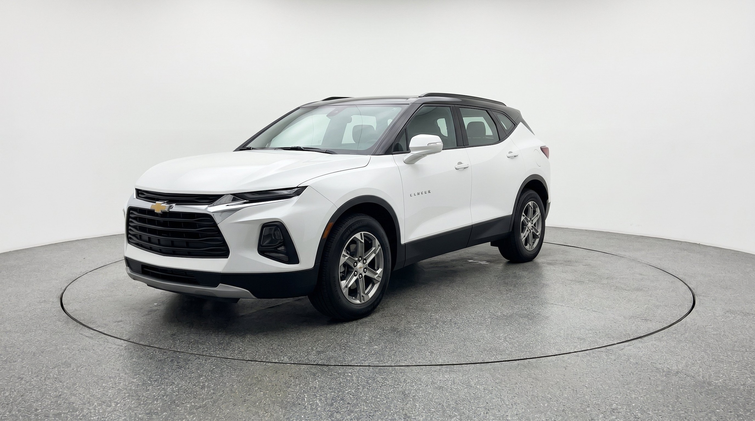 Thumbnail: 2026 Chevrolet Blazer - 3