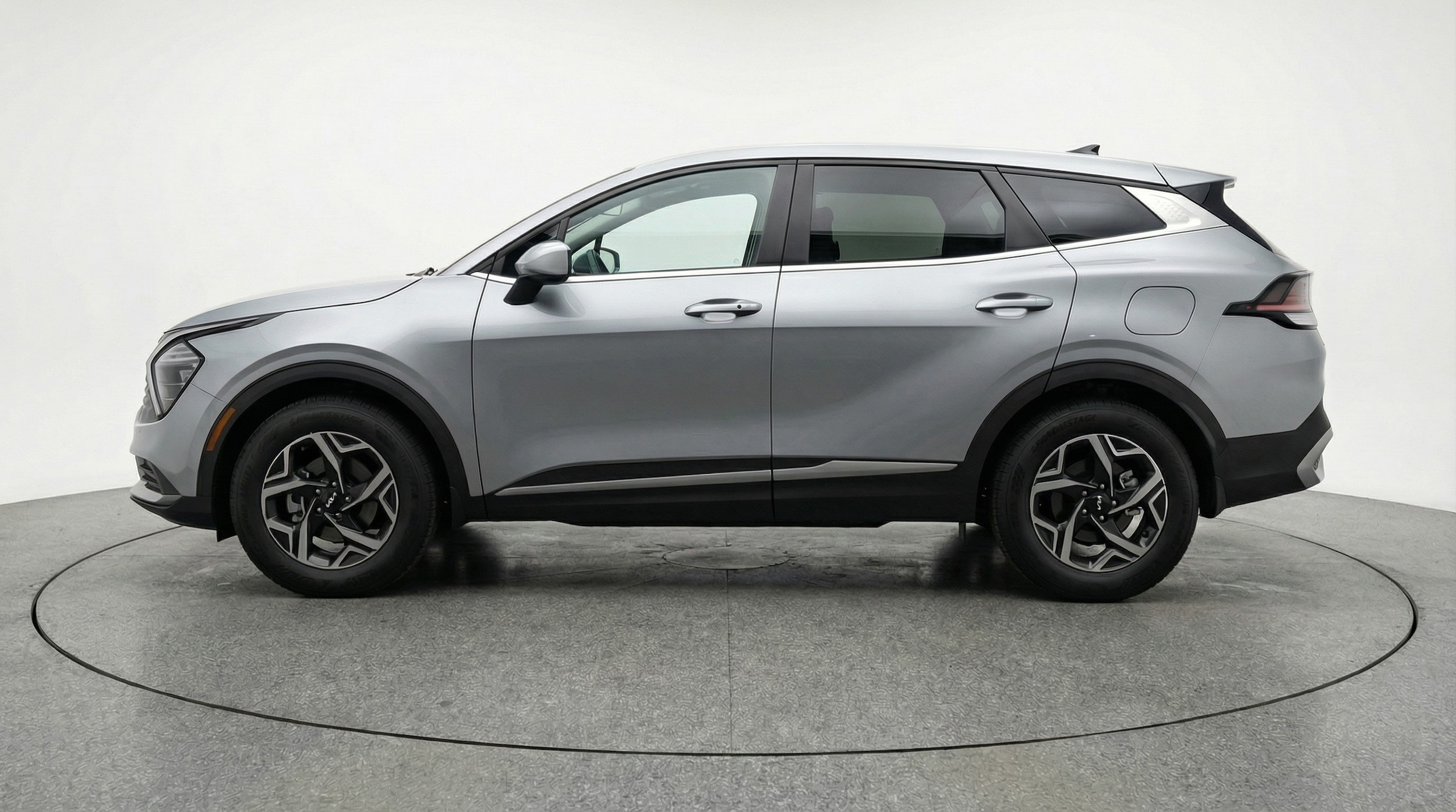 Thumbnail: 2025 Kia Sportage - 4