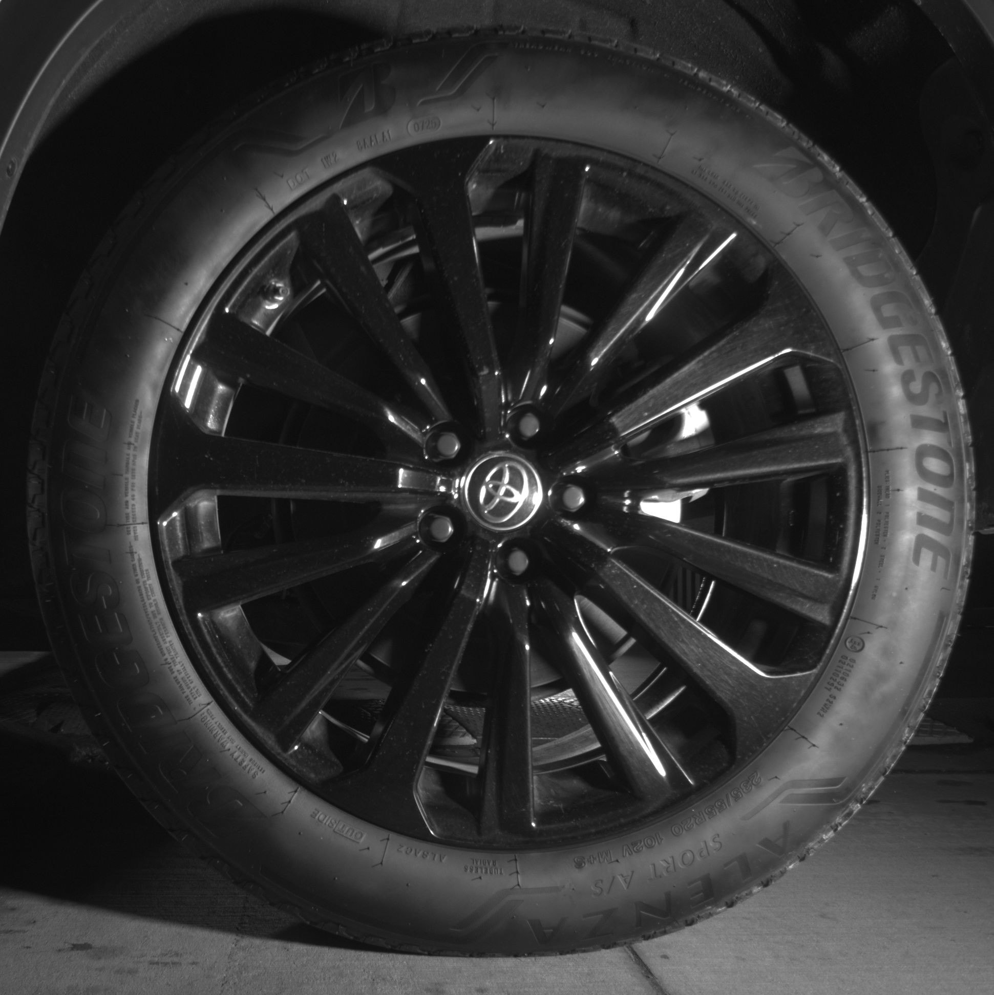 Thumbnail: 2025 Toyota Highlander - 11