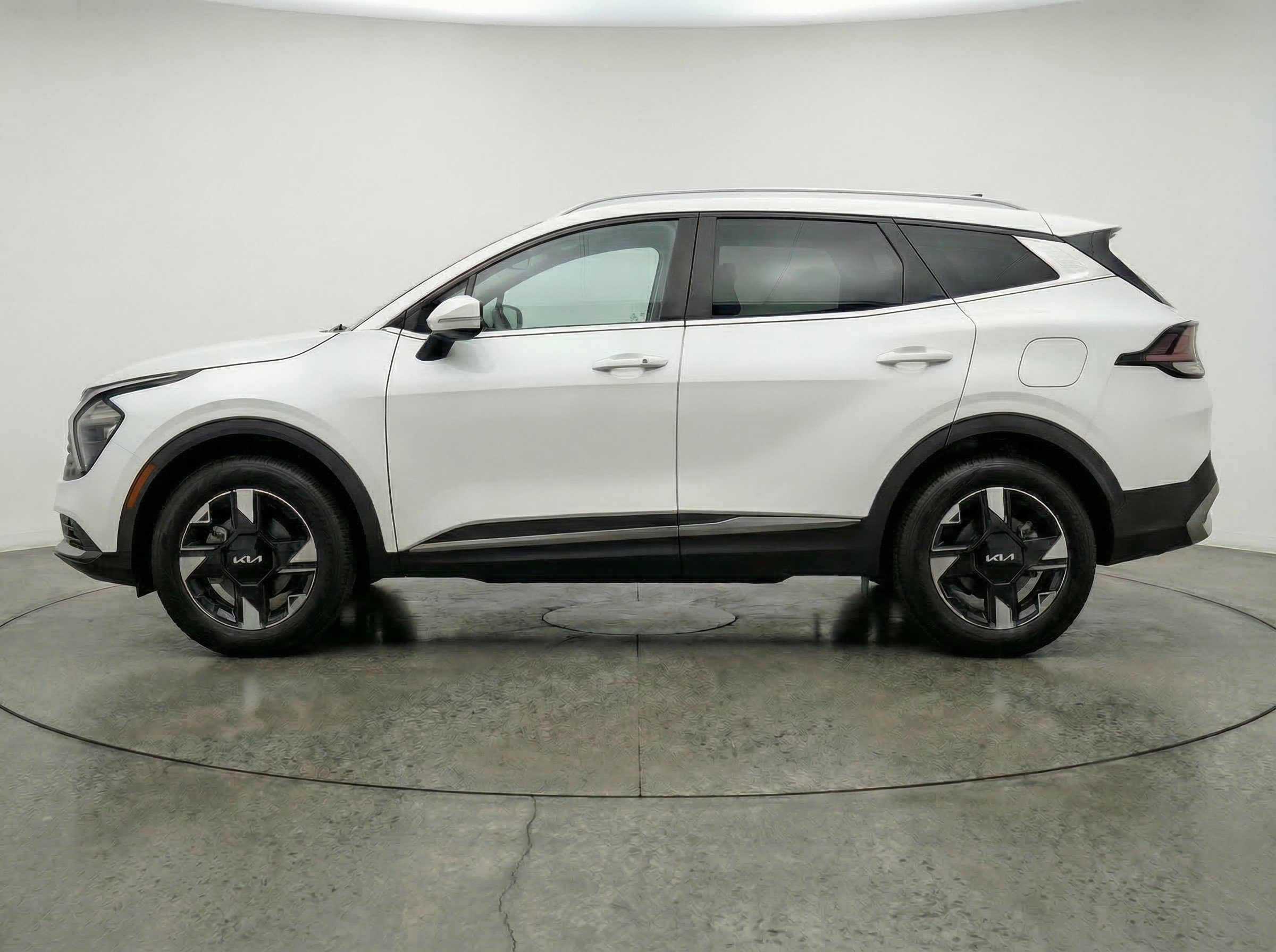 Thumbnail: 2026 Kia Sportage - 5