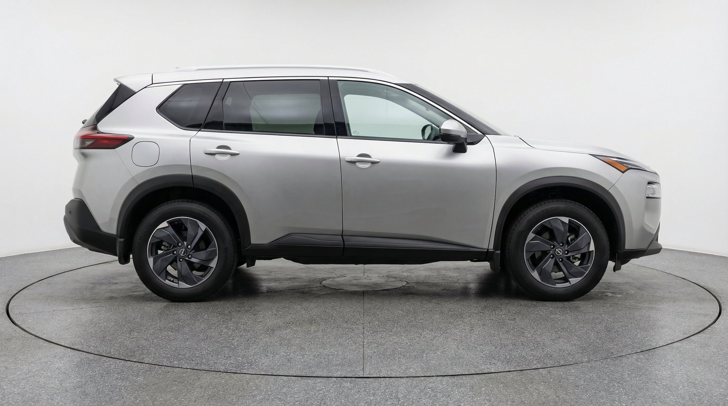 Thumbnail: 2025 Nissan Rogue - 11
