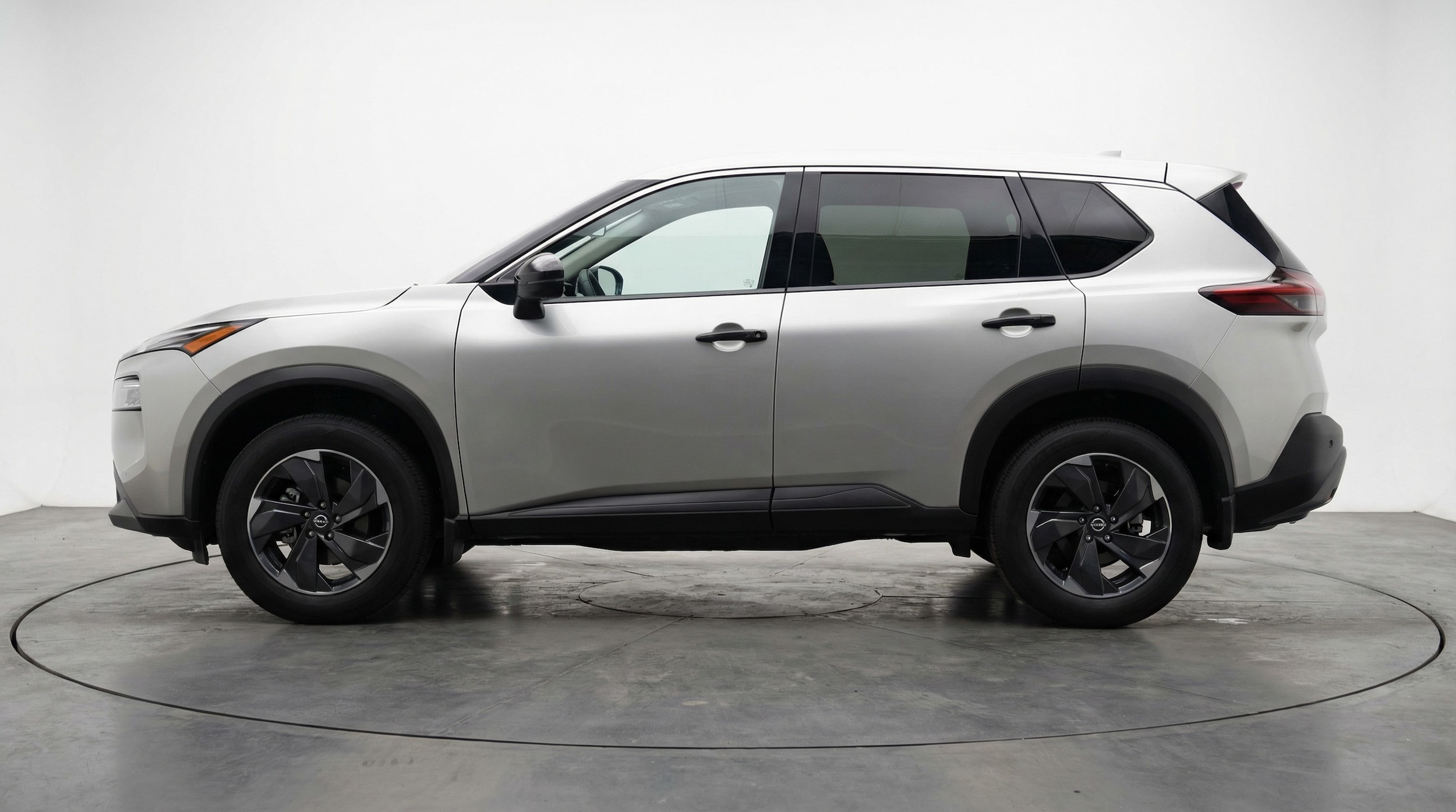 Thumbnail: 2025 Nissan Rogue - 4