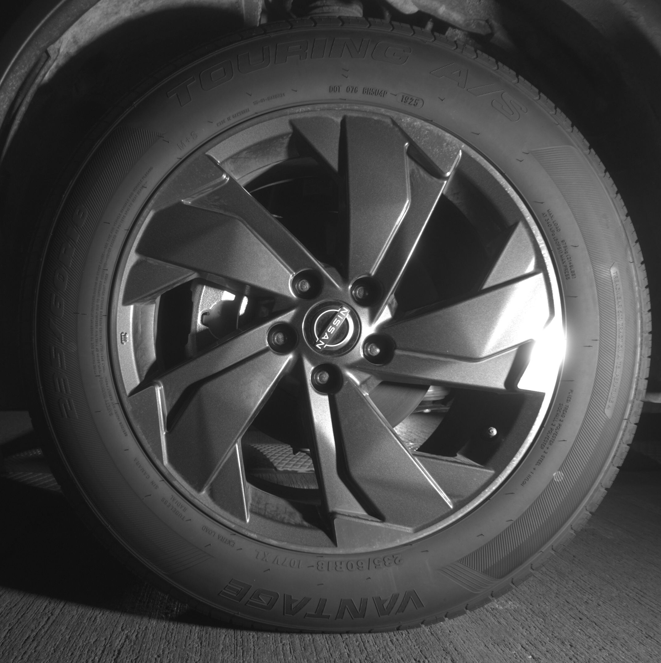 Thumbnail: 2025 Nissan Rogue - 9