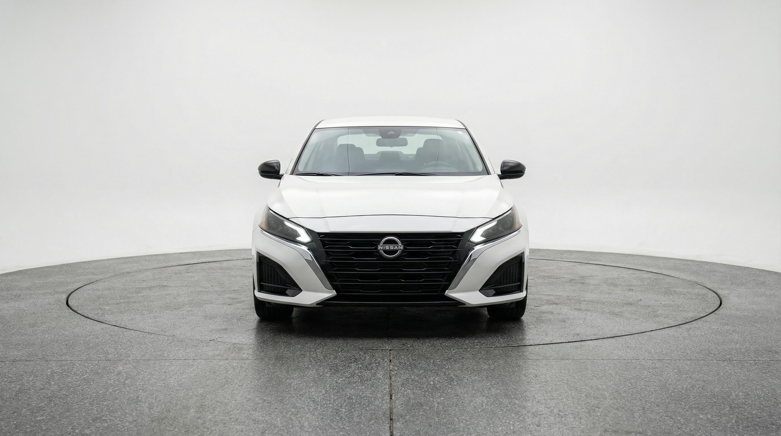 Thumbnail: 2025 Nissan Altima - 2