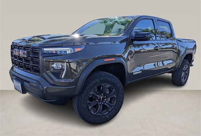 2025 GMC Canyon Elevation's photo