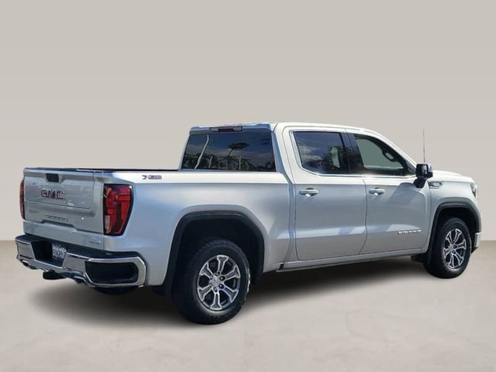 Used 2021 GMC Sierra 1500 SLE Truck