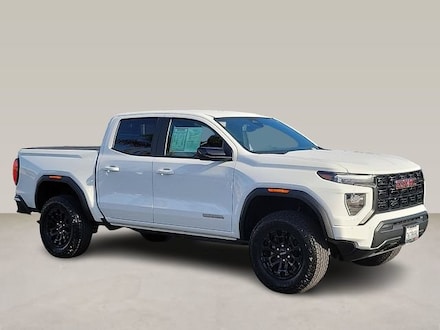 2026 GMC Canyon Elevation Truck