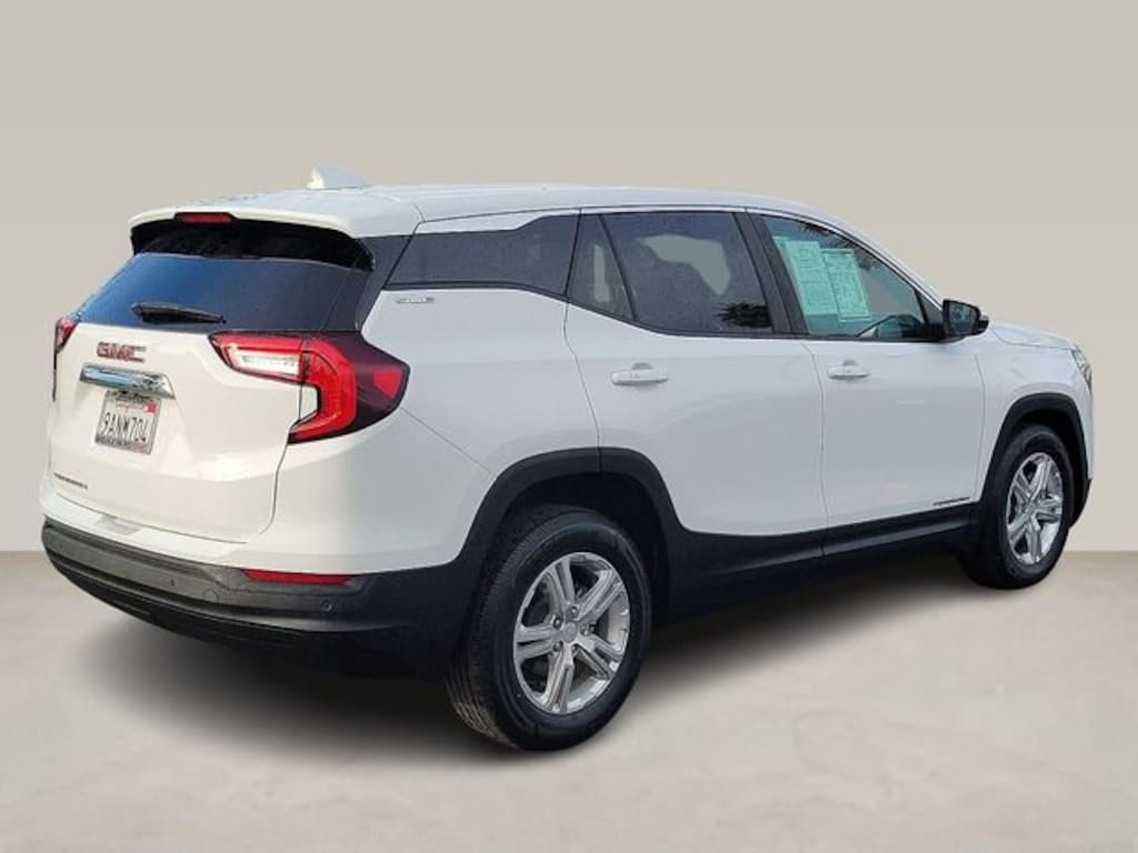 Used 2022 GMC Terrain SLE SUV