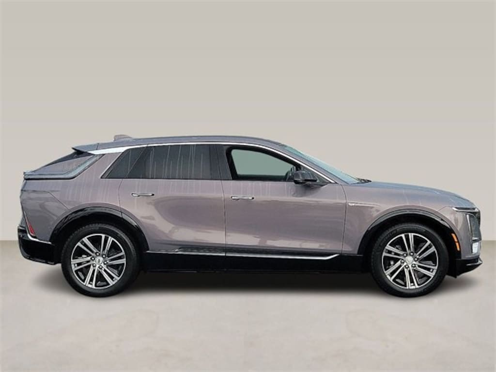 Used 2025 CADILLAC Lyriq Luxury 1 SUV