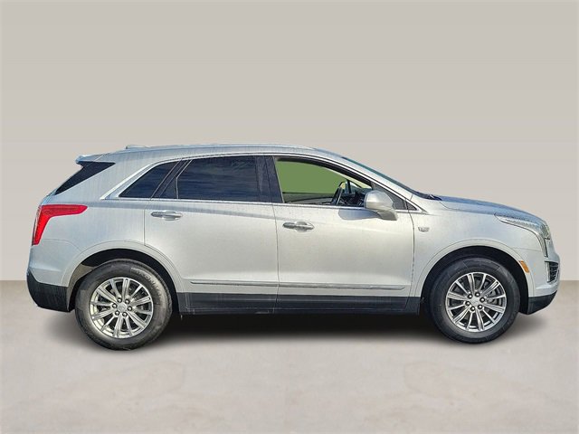 2017 Cadillac XT5 Luxury photo 3