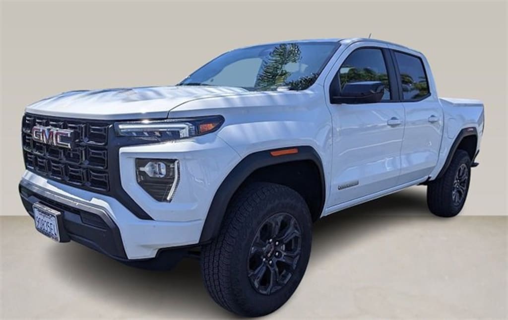 Used 2025 GMC Canyon Elevation Truck