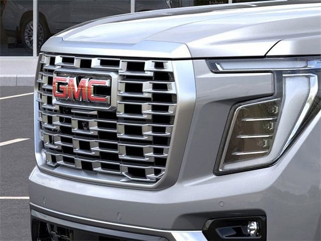 2026 GMC Yukon XL Denali - Photo 13