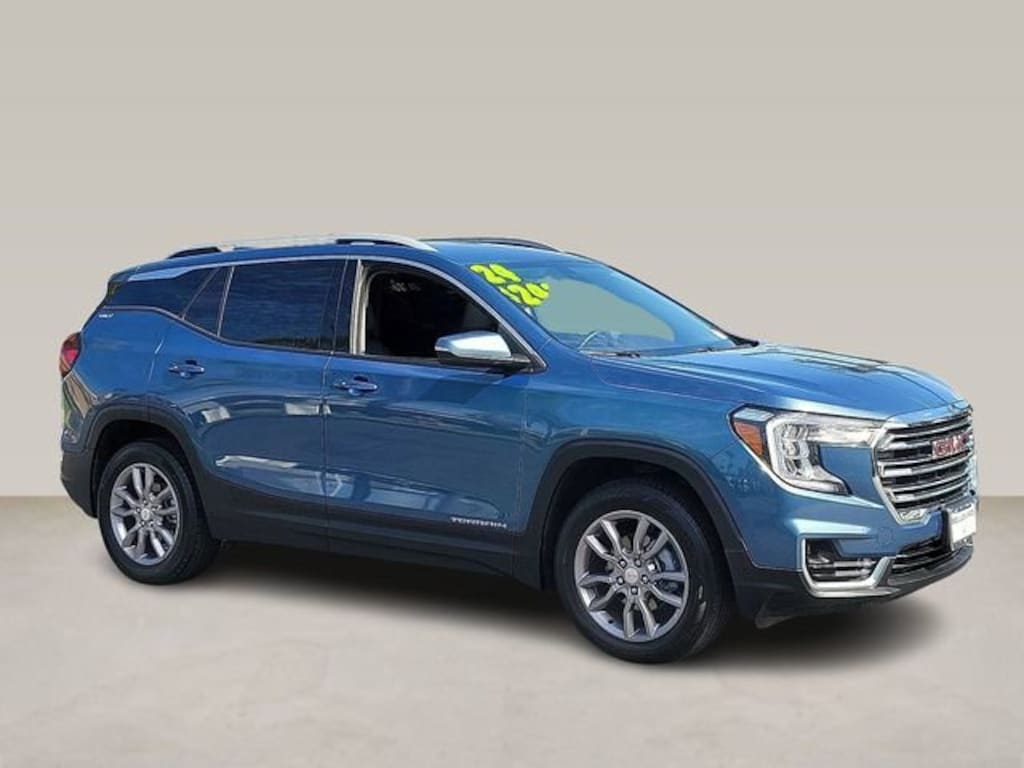Used 2024 GMC Terrain SLT SUV