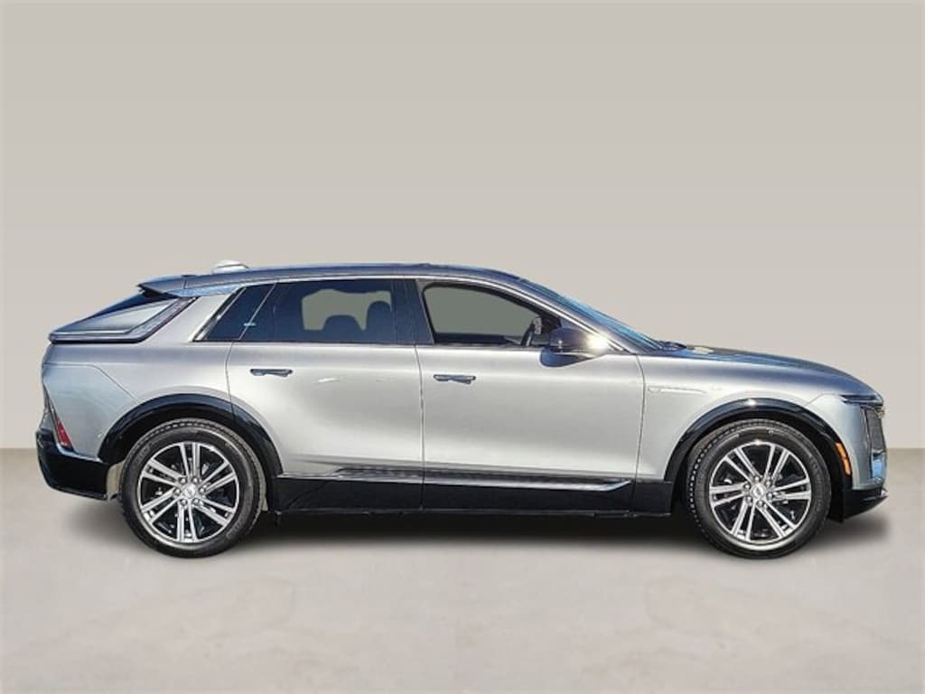 Used 2025 CADILLAC Lyriq Luxury 1 SUV