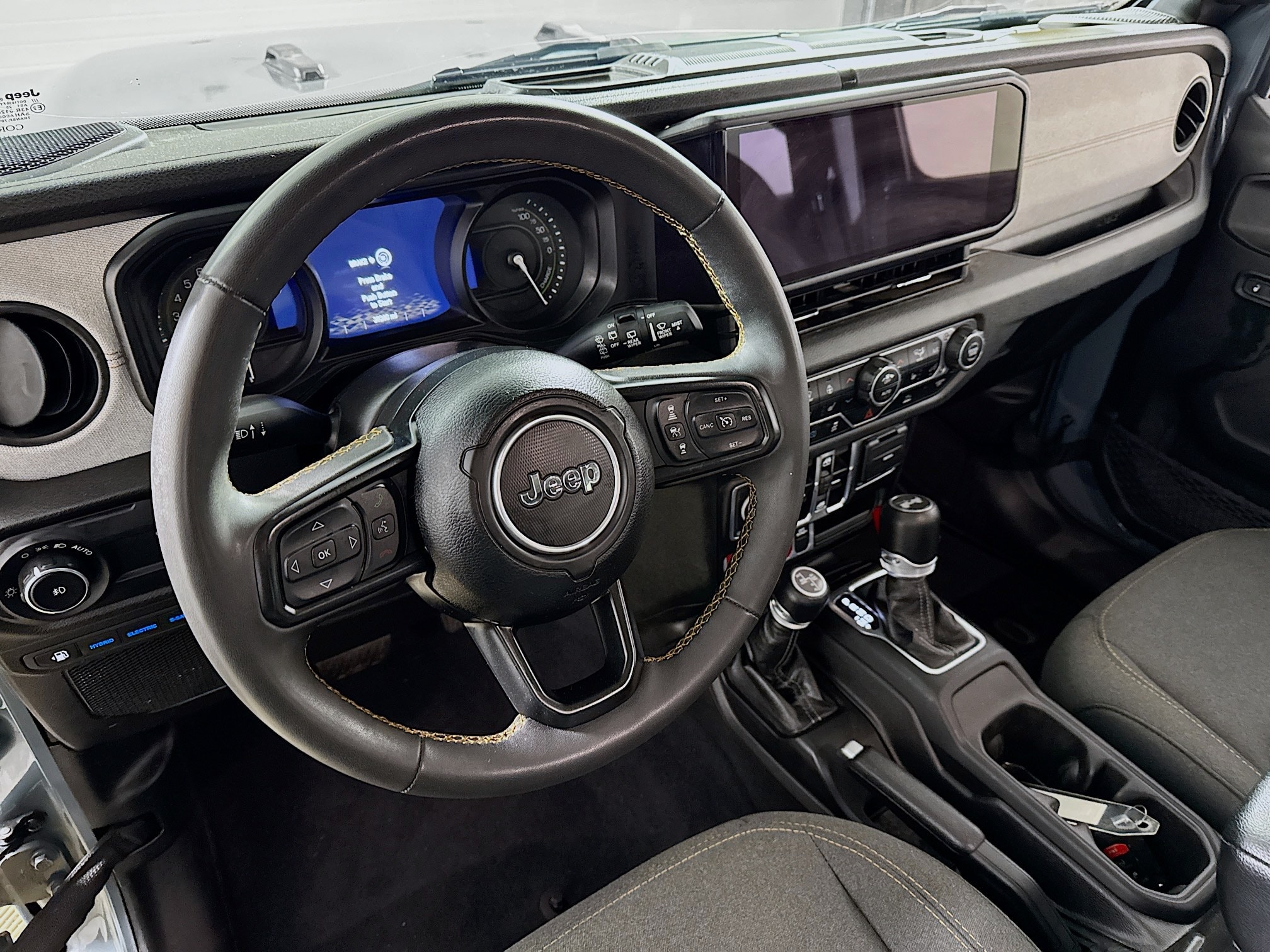 2024 Jeep Wrangler 4xe Willys 4XE - Photo 11