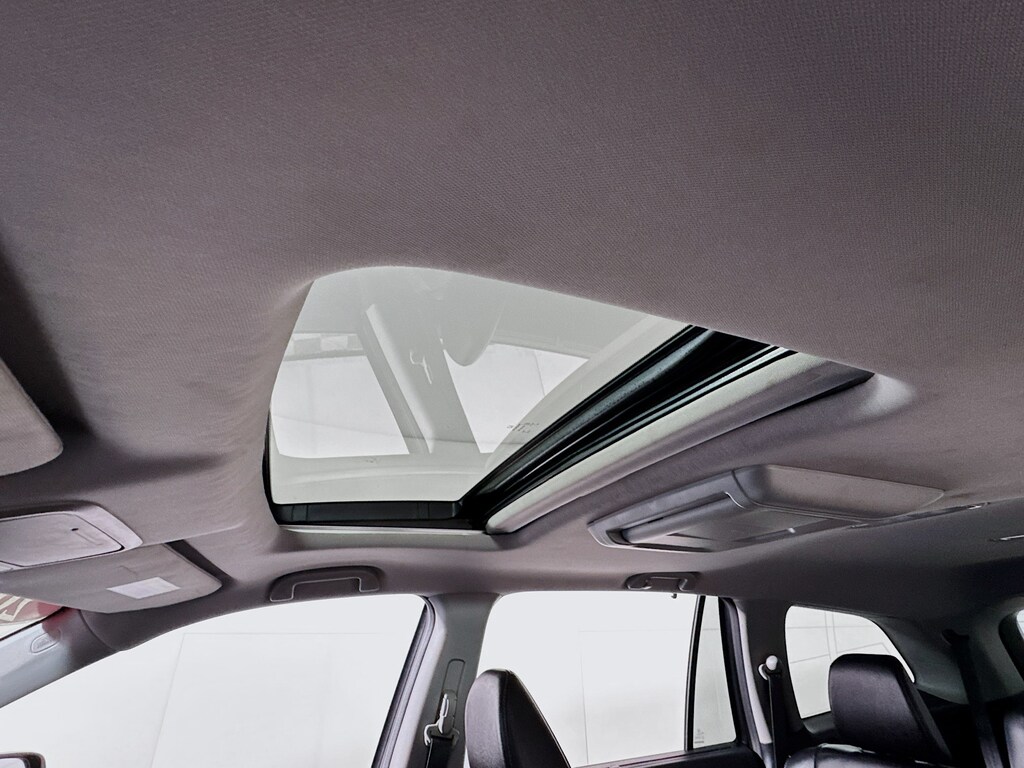 Used 2016 Honda Pilot EX-L AWD w/Heated Leather,Sunroof SUV