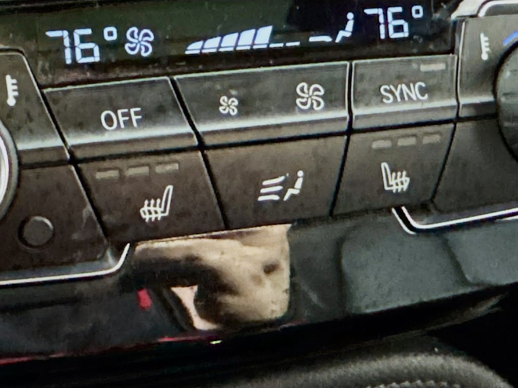 Used 2019 BMW X1 xDrive28i w/Navigation,Leather,Pano Sunoof SUV