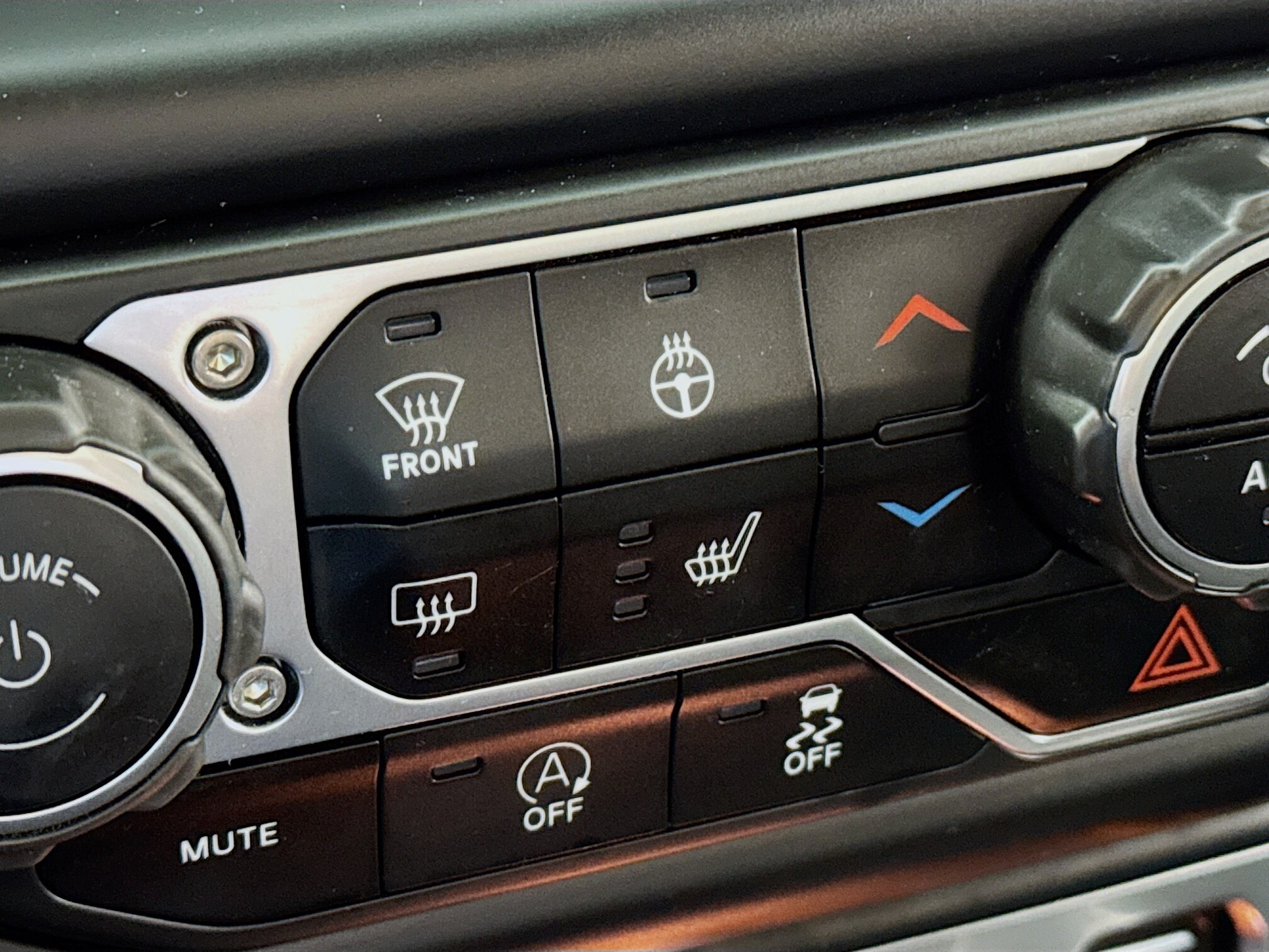 2019 Jeep Wrangler Sport photo 3